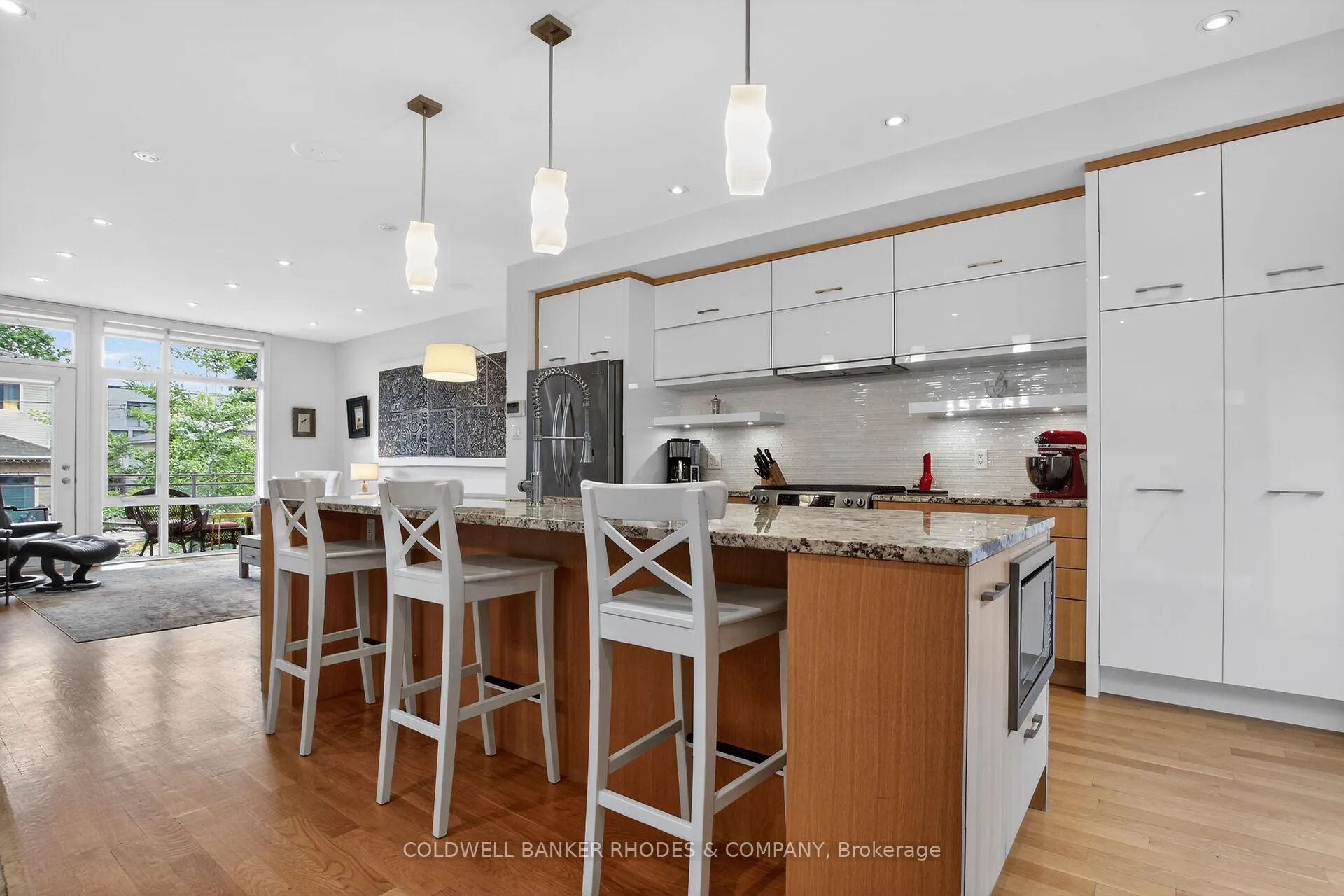 Photo 11 of 368A Berkley Avenue, Ottawa, Westboro West — HOMEH