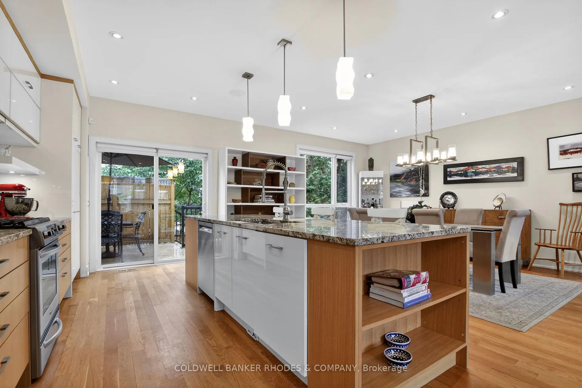 Photo 13 of 368A Berkley Avenue, Ottawa, Westboro West — HOMEH