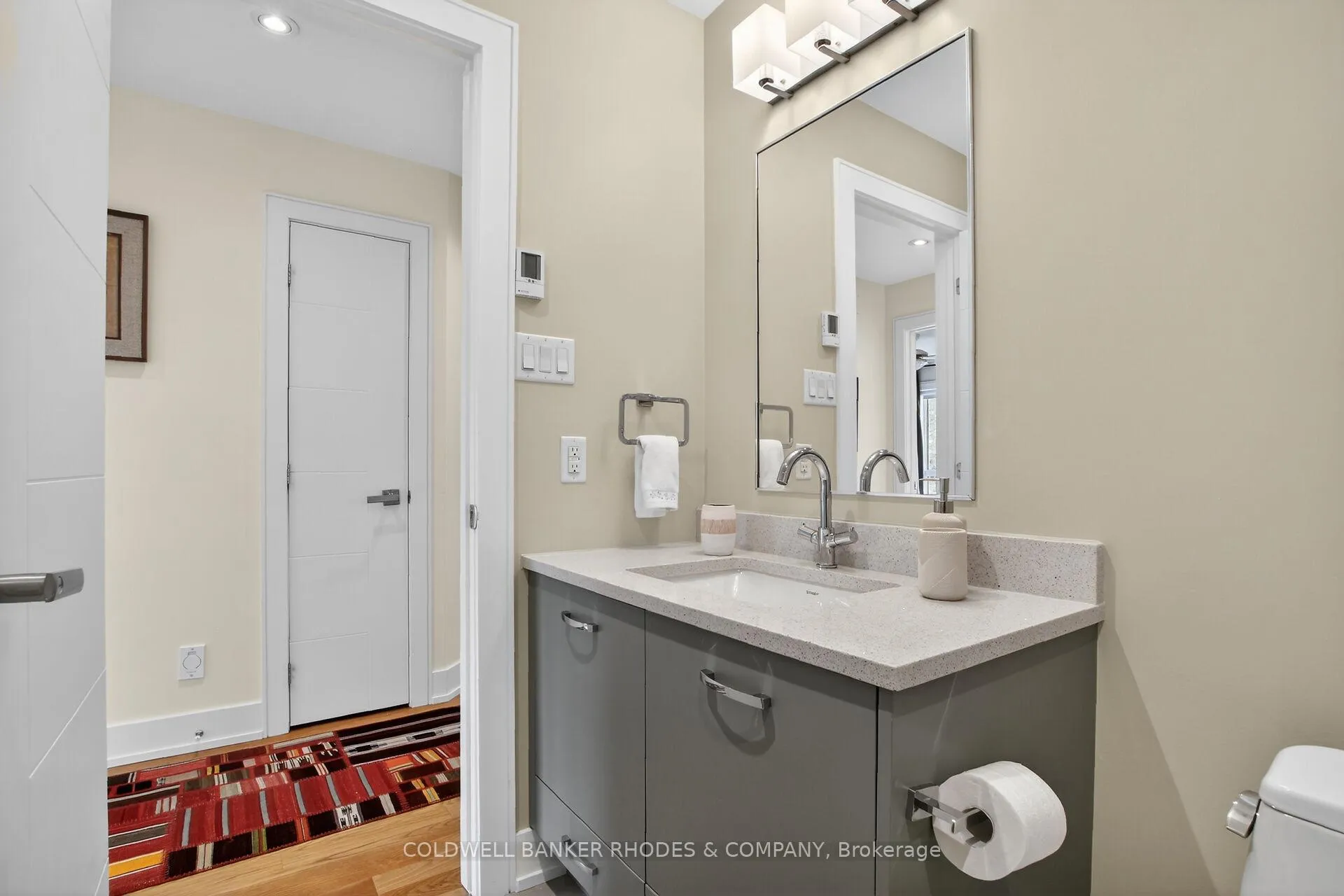 Photo 33 of 368A Berkley Avenue, Ottawa, Westboro West — HOMEH