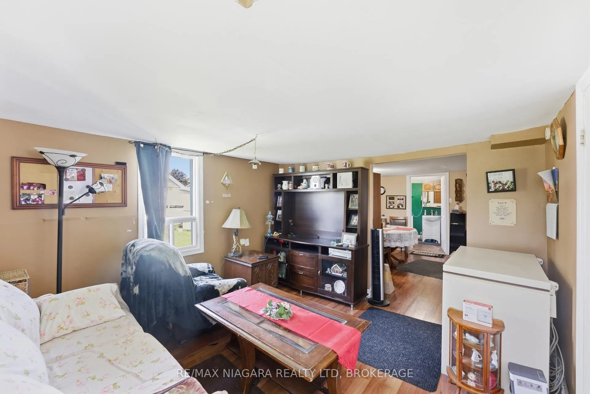 Photo 10 of 5 Birch Street, St. Catharines, Oakdale — HOMEH