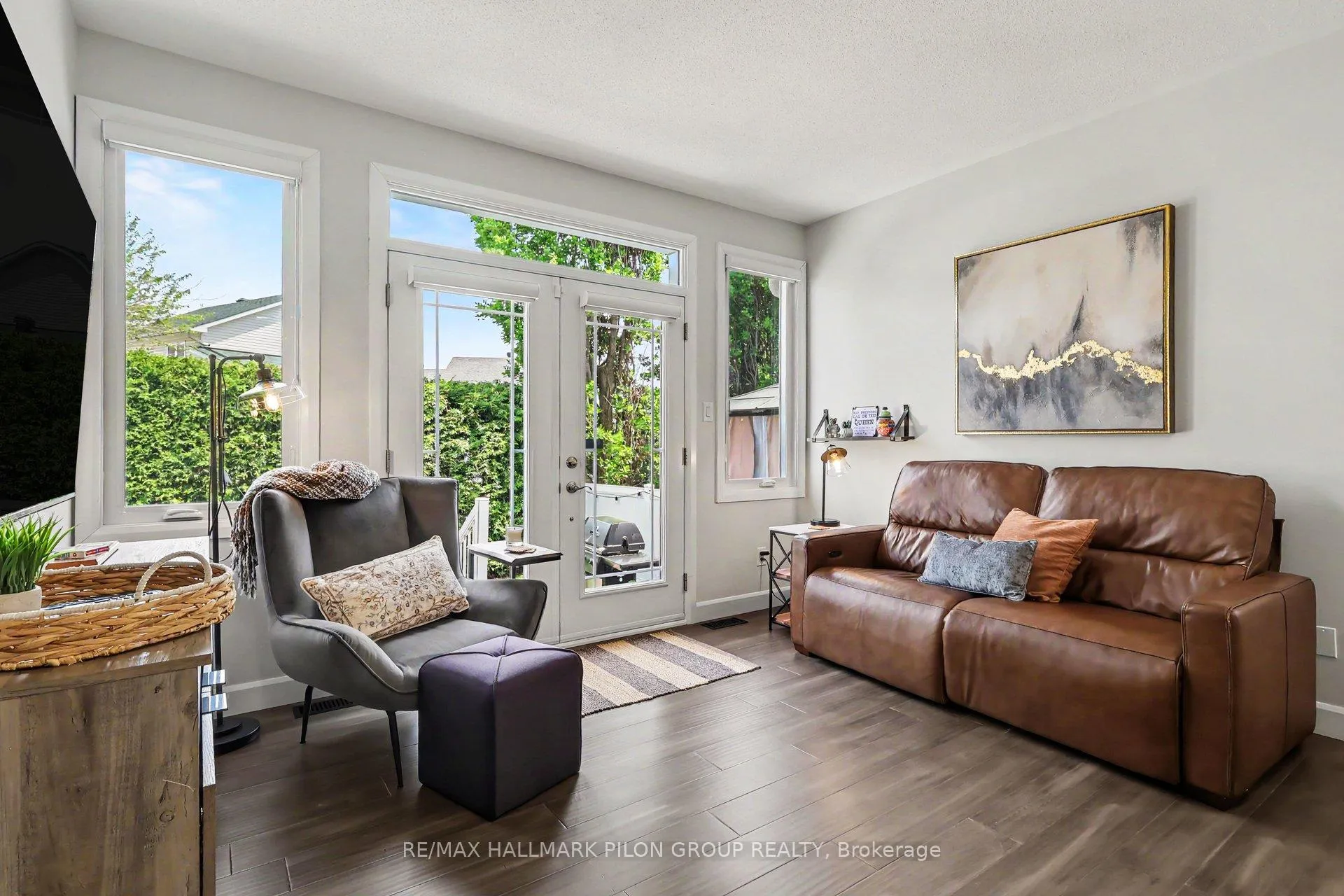 Photo 10 of 1800 Mccallum Drive, Ottawa, Fallingbrook/Gardenway South — HOMEH