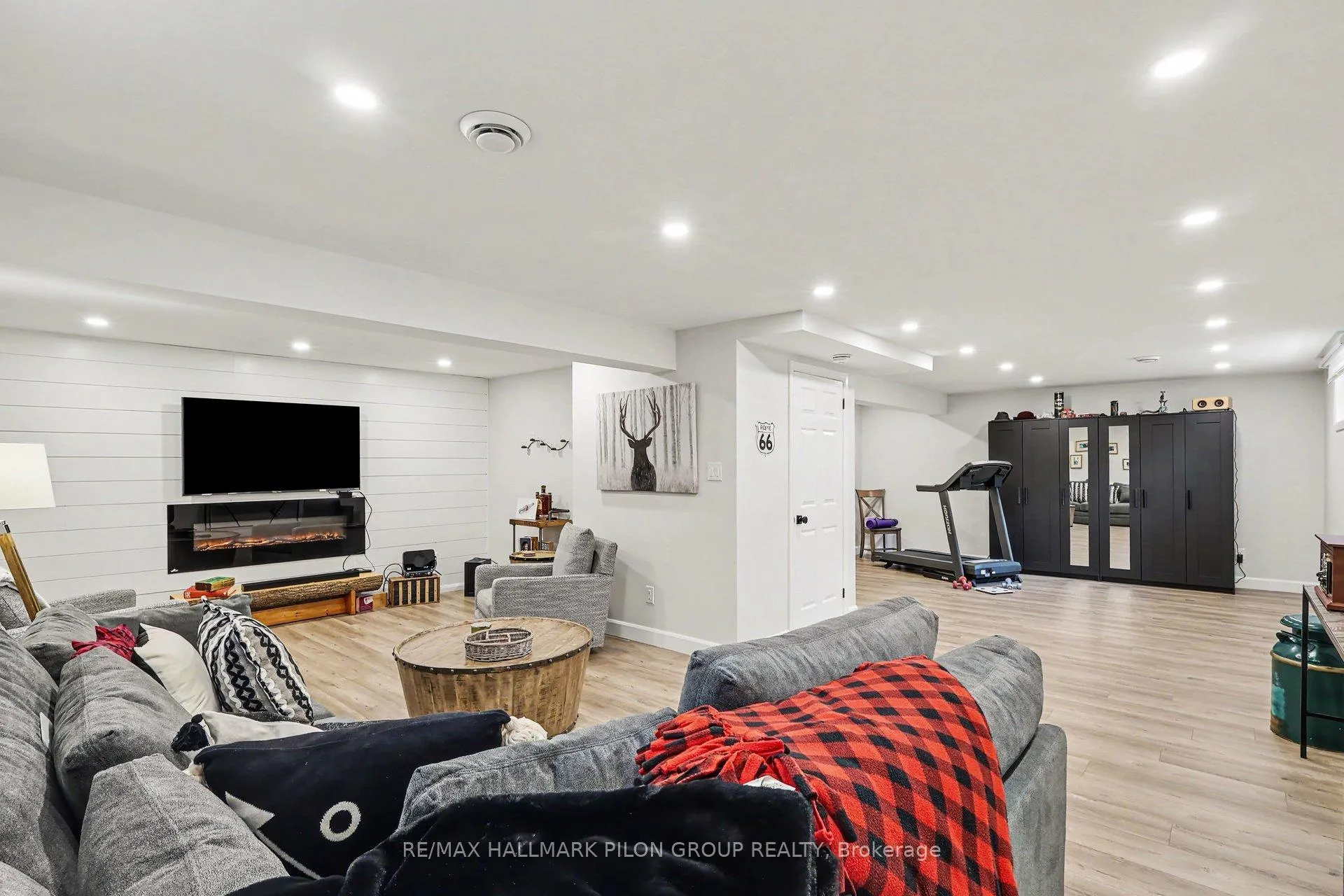 Photo 17 of 1800 Mccallum Drive, Ottawa, Fallingbrook/Gardenway South — HOMEH