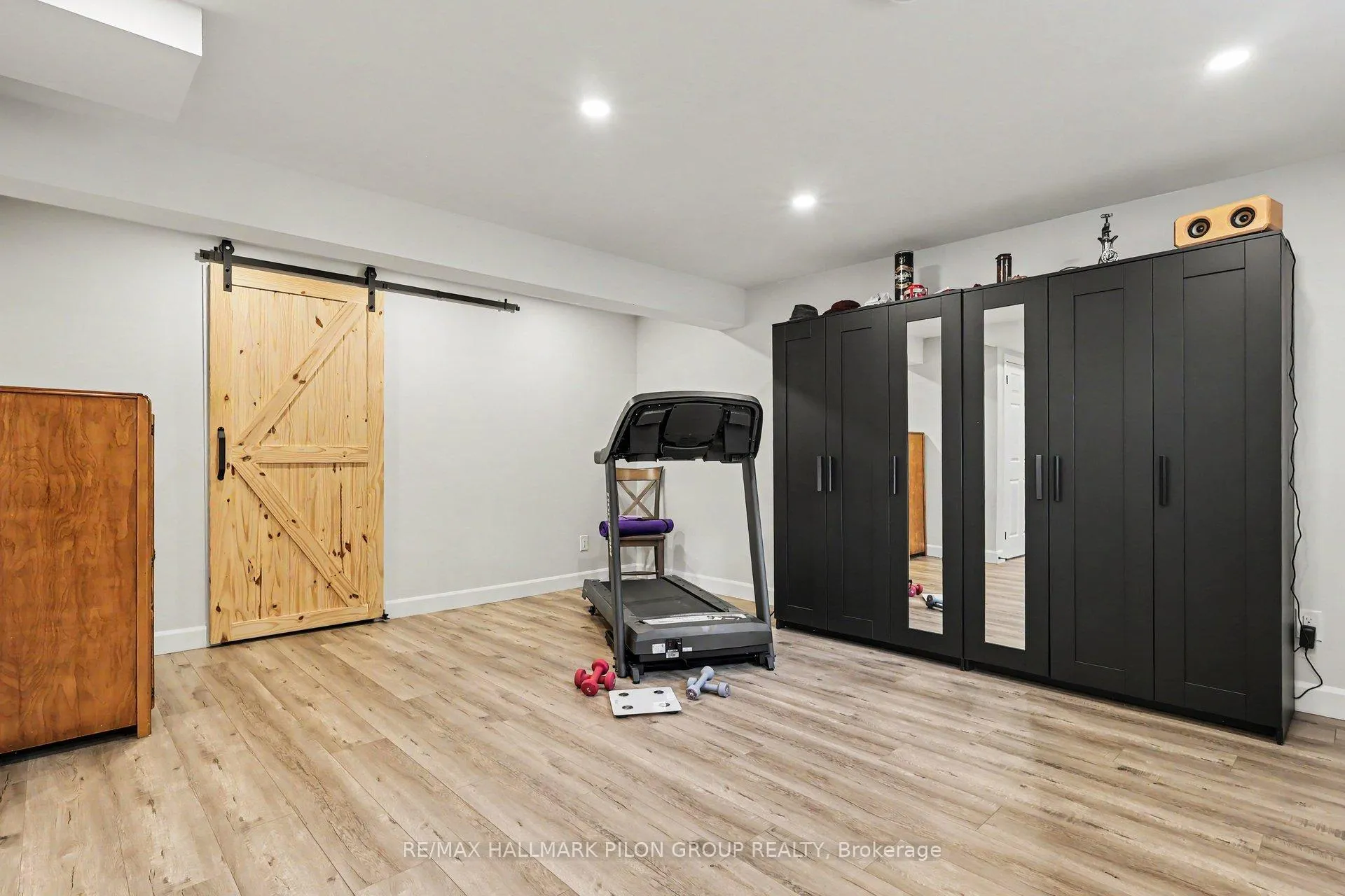 Photo 18 of 1800 Mccallum Drive, Ottawa, Fallingbrook/Gardenway South — HOMEH
