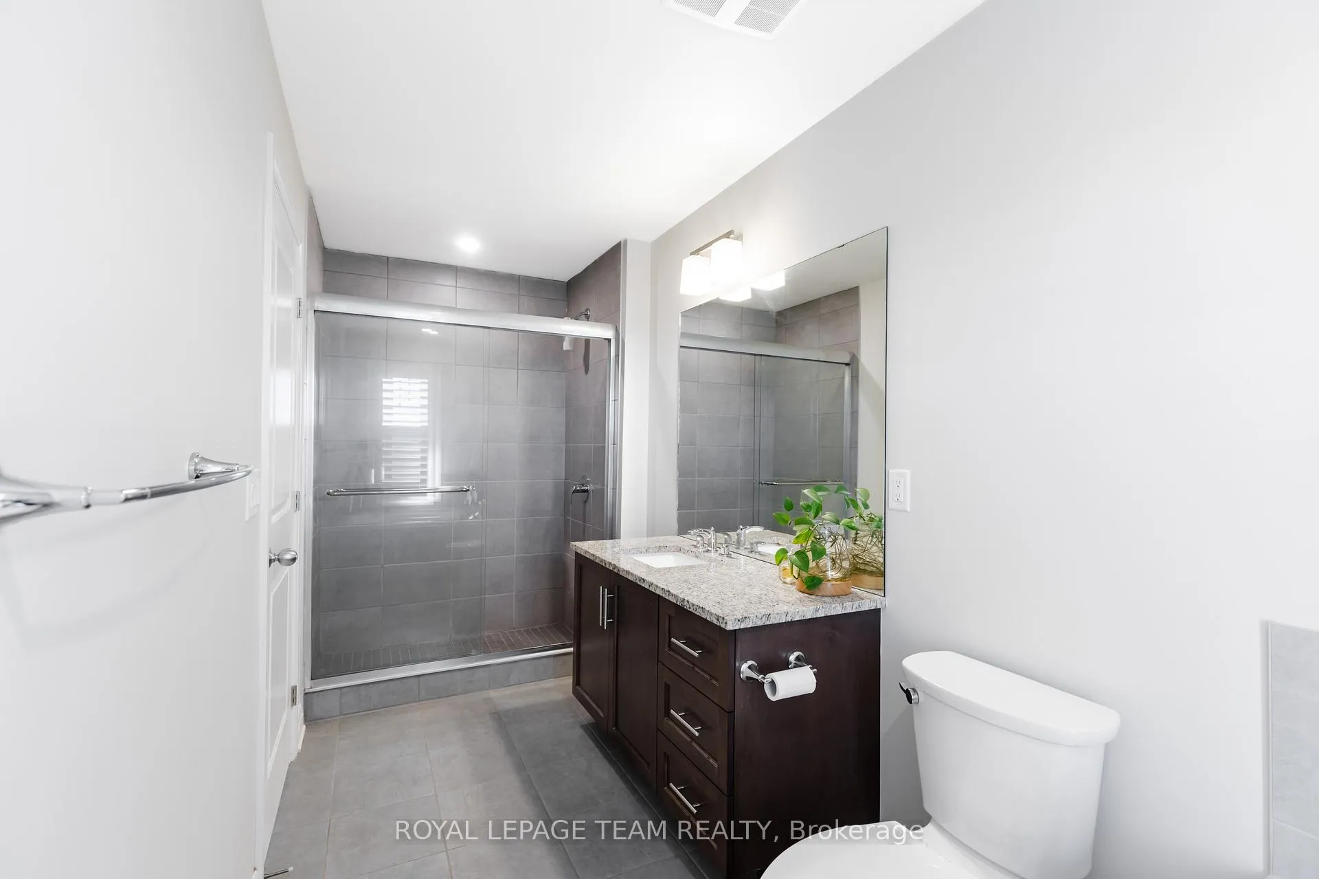 Photo 28 of 86 Escarpment Crescent, Ottawa, Kanata - Kanata Lakes/Heritage Hills — HOMEH