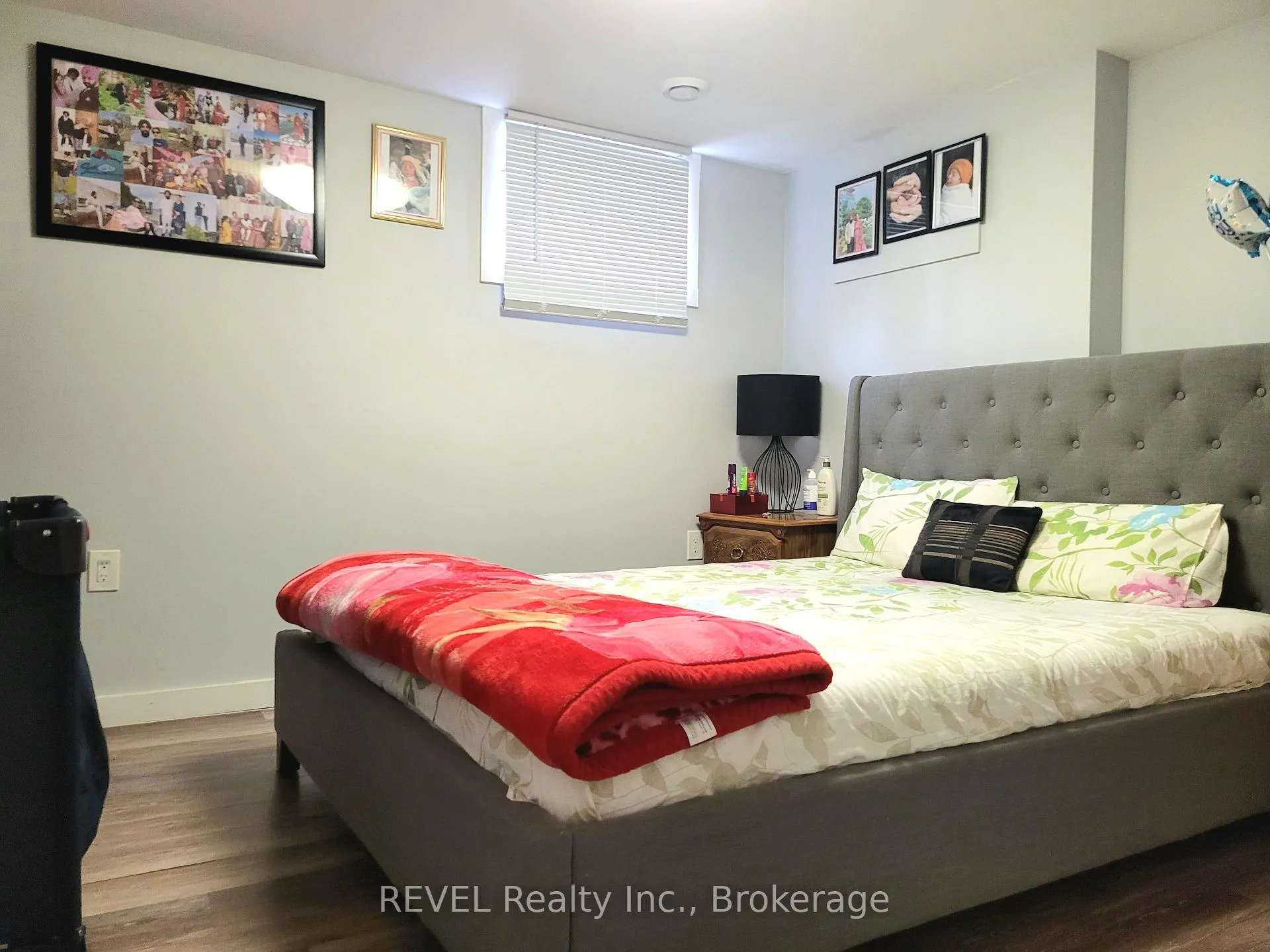 Photo 8 of 5675 Peer Street, Niagara Falls, Dorchester — HOMEH