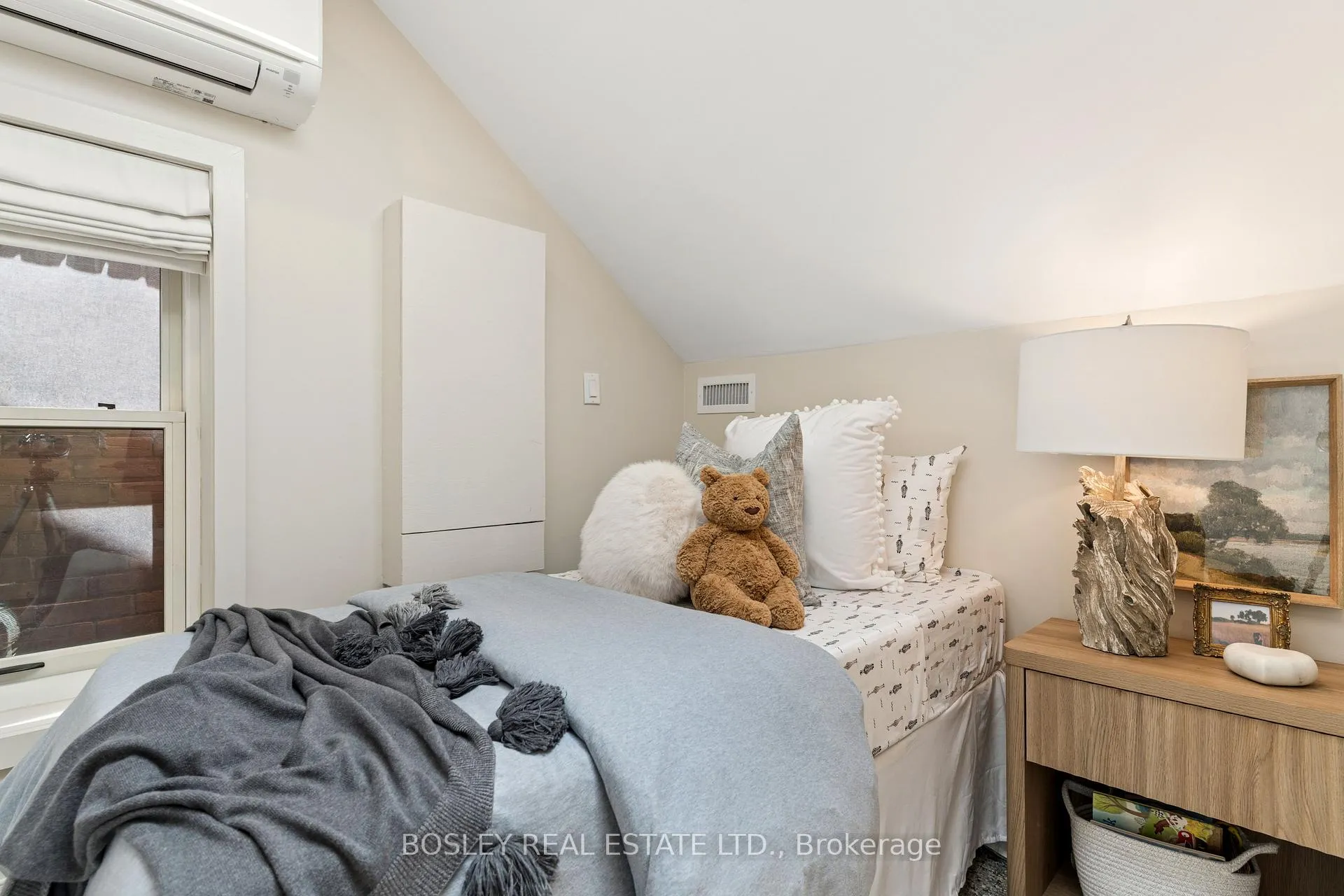 Photo 37 of 40 Fuller Avenue, Toronto, Roncesvalles — HOMEH