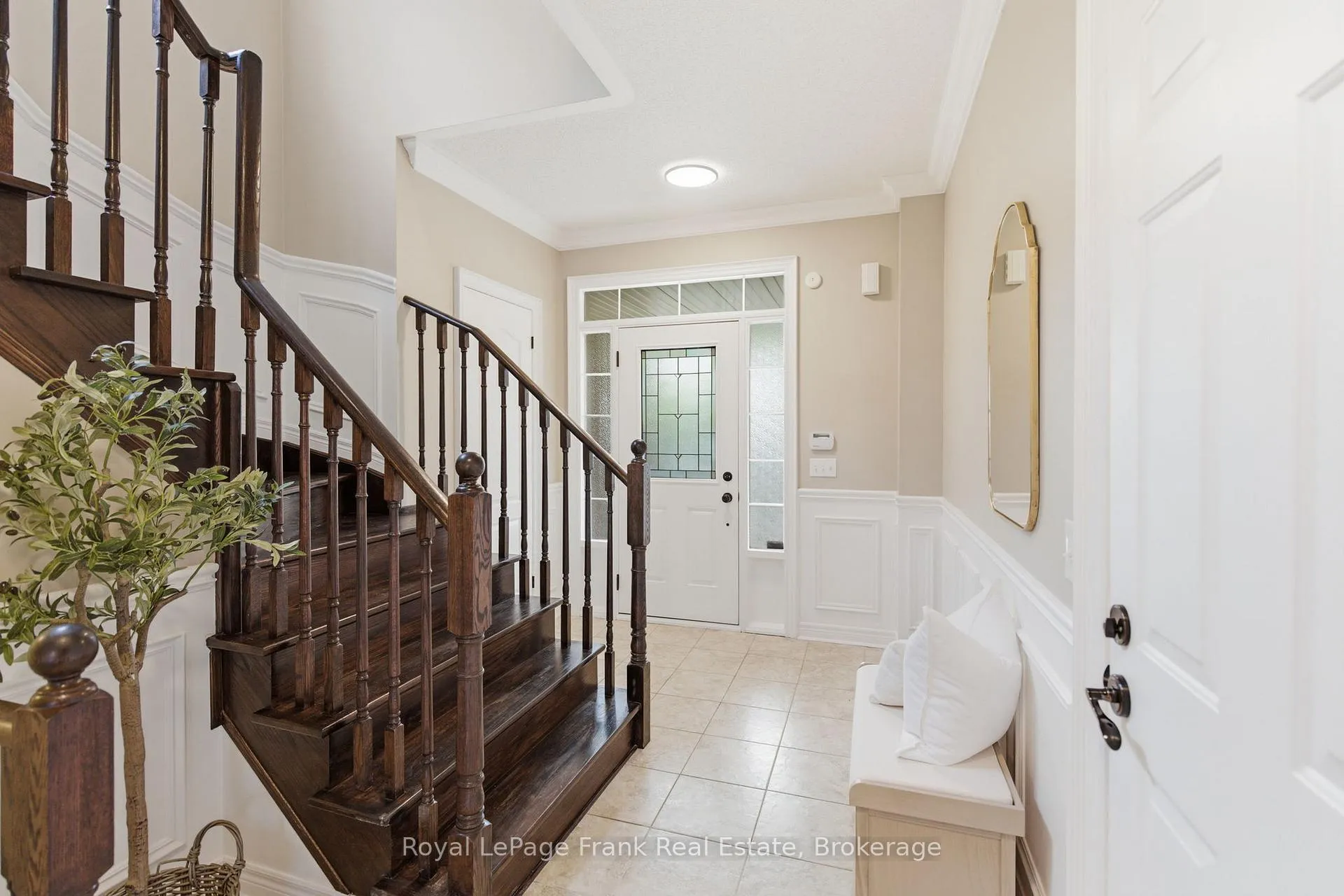 Photo 4 of 170 Harbourside Drive, Whitby, Port Whitby — HOMEH
