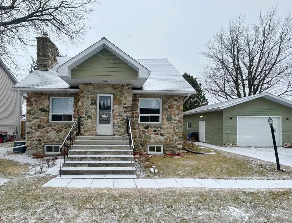 Photo 34 of 1115 River Road West, Fort Frances — HOMEH
