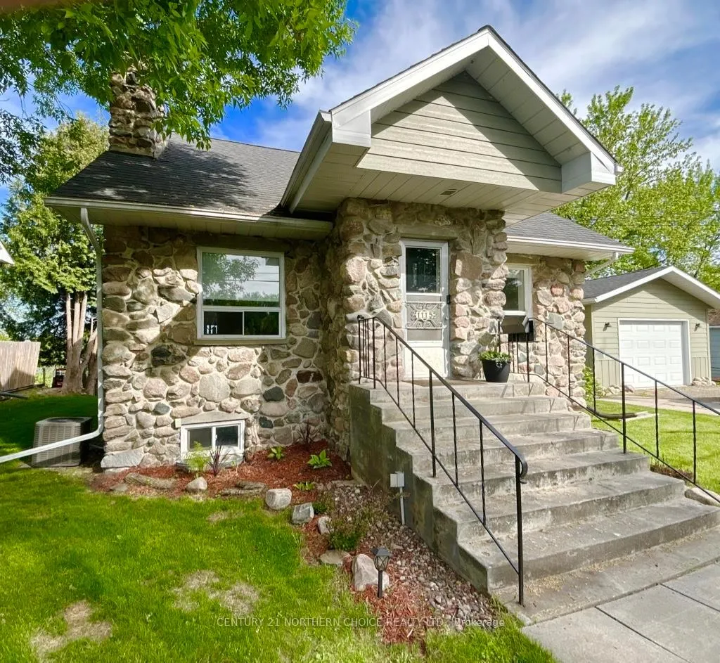 Photo 1 of 1115 River Road West, Fort Frances — HOMEH