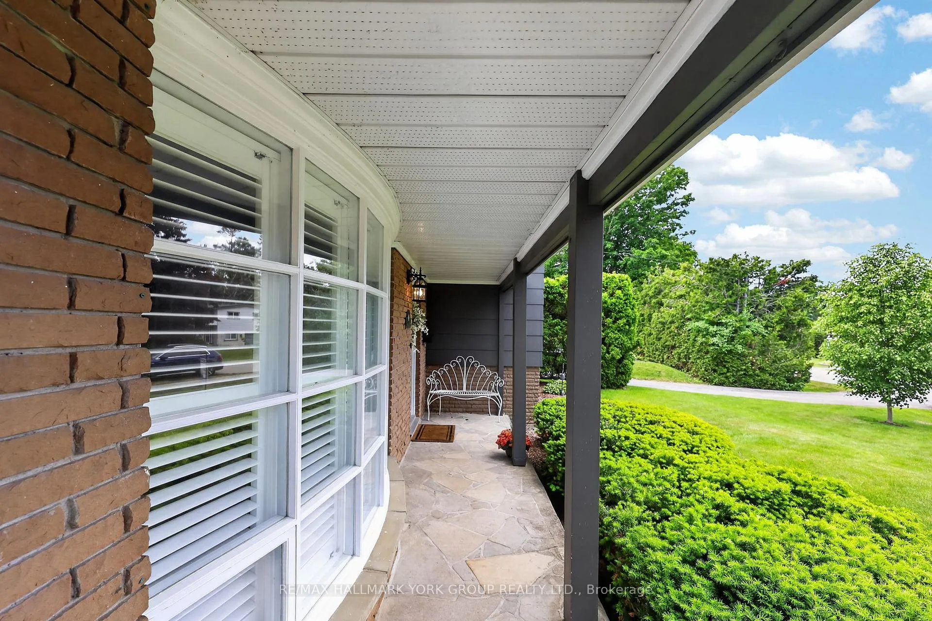 Photo 7 of 49 Orma Drive, Orillia — HOMEH