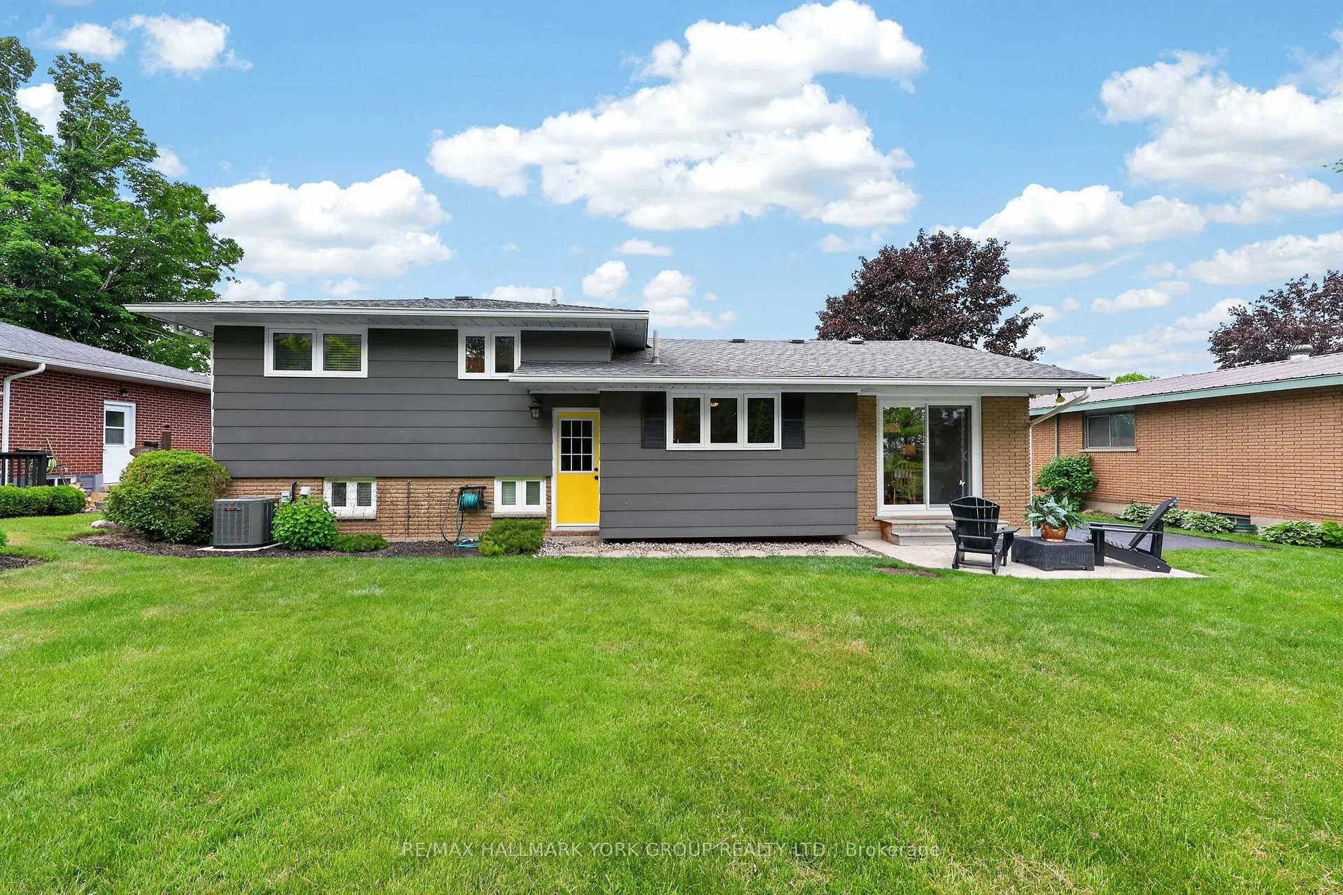 Photo 36 of 49 Orma Drive, Orillia — HOMEH