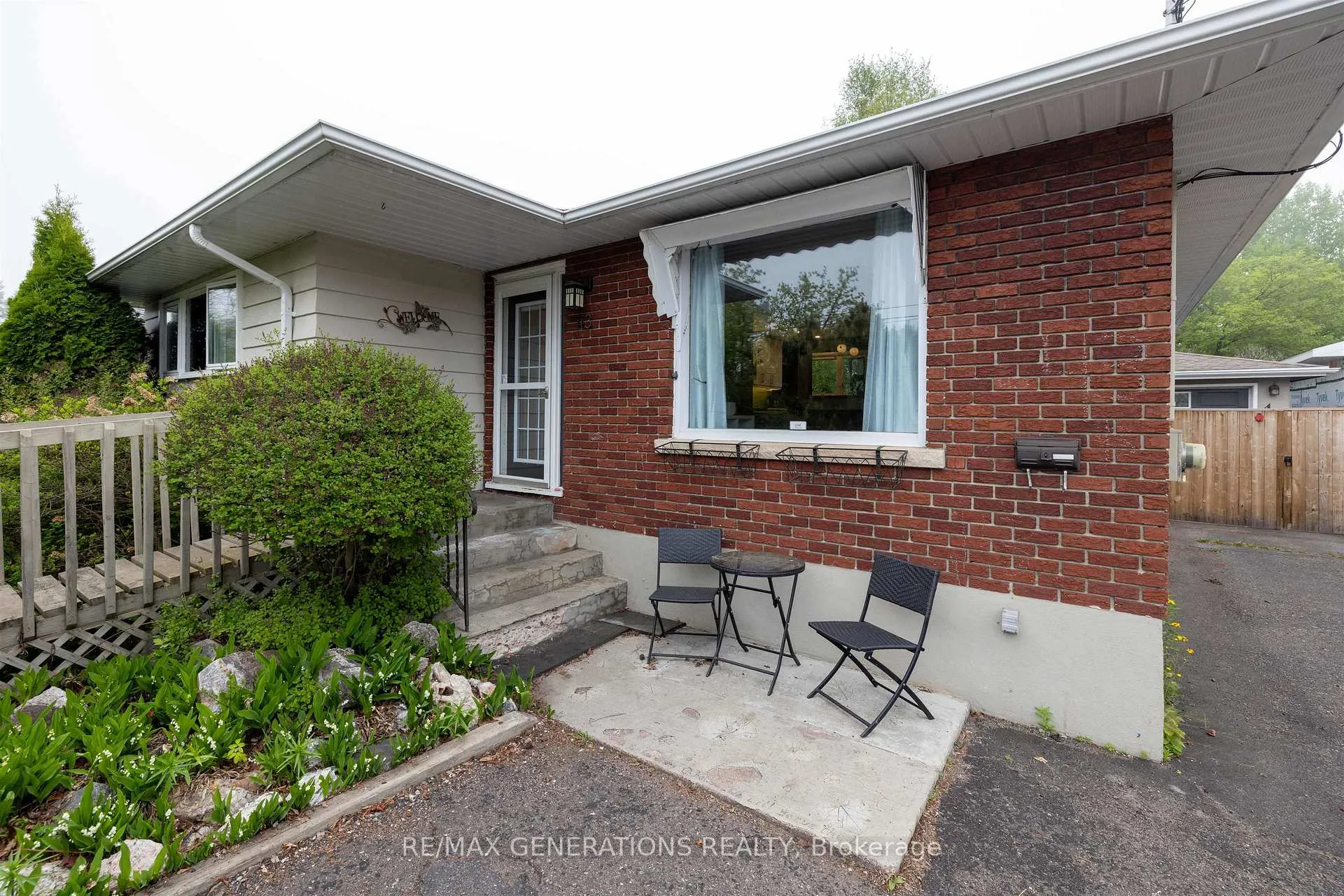 Photo 1 of 43 Strathcona Avenue, Thunder Bay, Current River — HOMEH