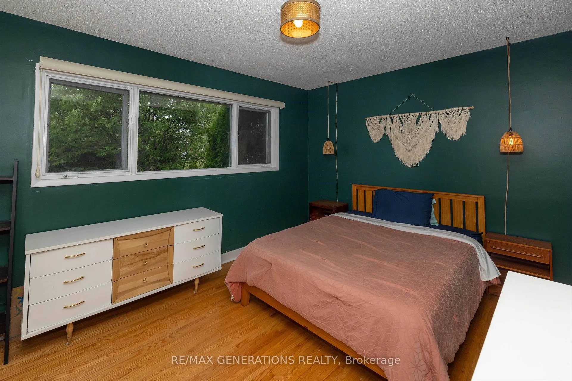 Photo 14 of 43 Strathcona Avenue, Thunder Bay, Current River — HOMEH
