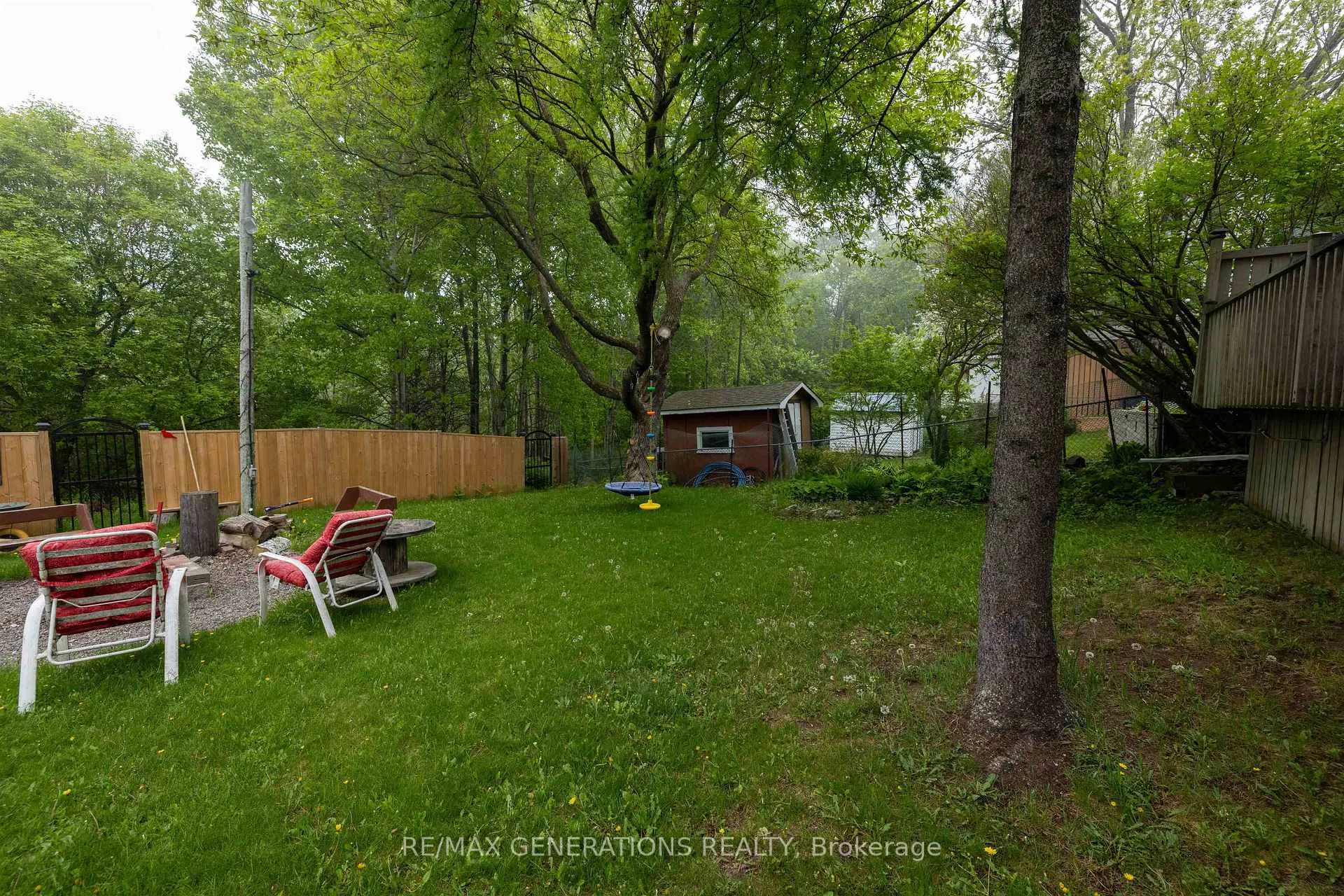 Photo 34 of 43 Strathcona Avenue, Thunder Bay, Current River — HOMEH