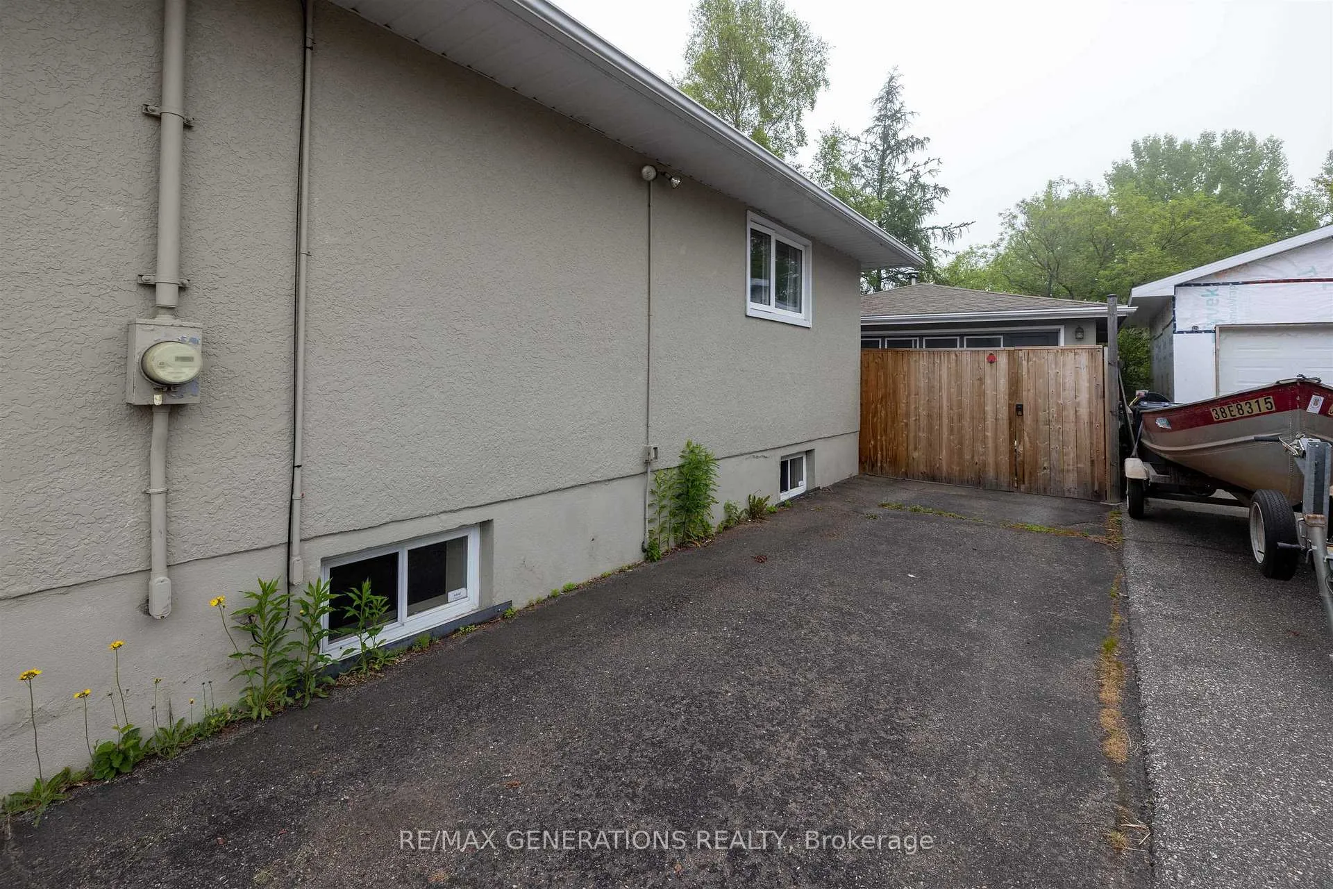 Photo 38 of 43 Strathcona Avenue, Thunder Bay, Current River — HOMEH
