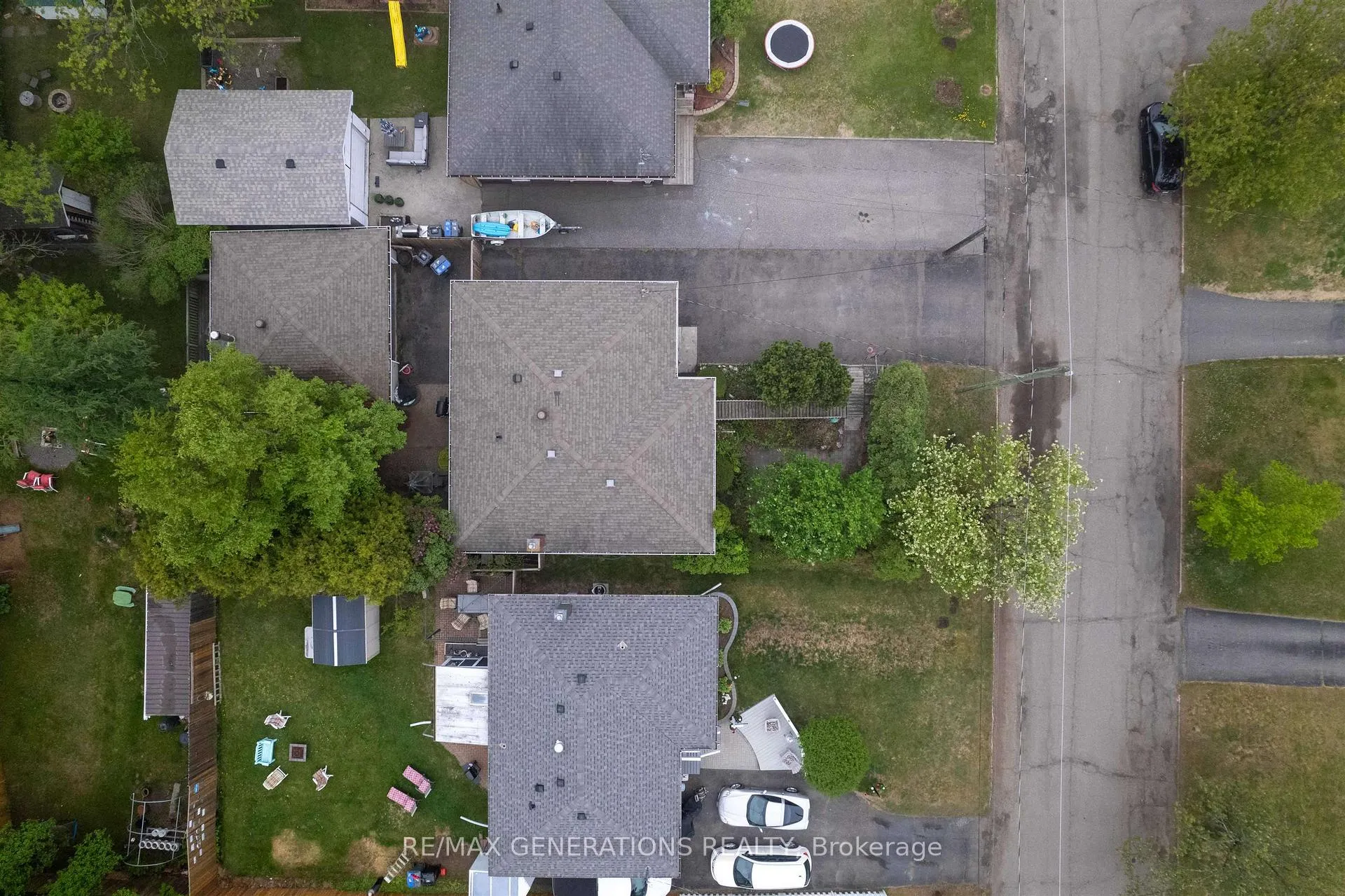 Photo 40 of 43 Strathcona Avenue, Thunder Bay, Current River — HOMEH