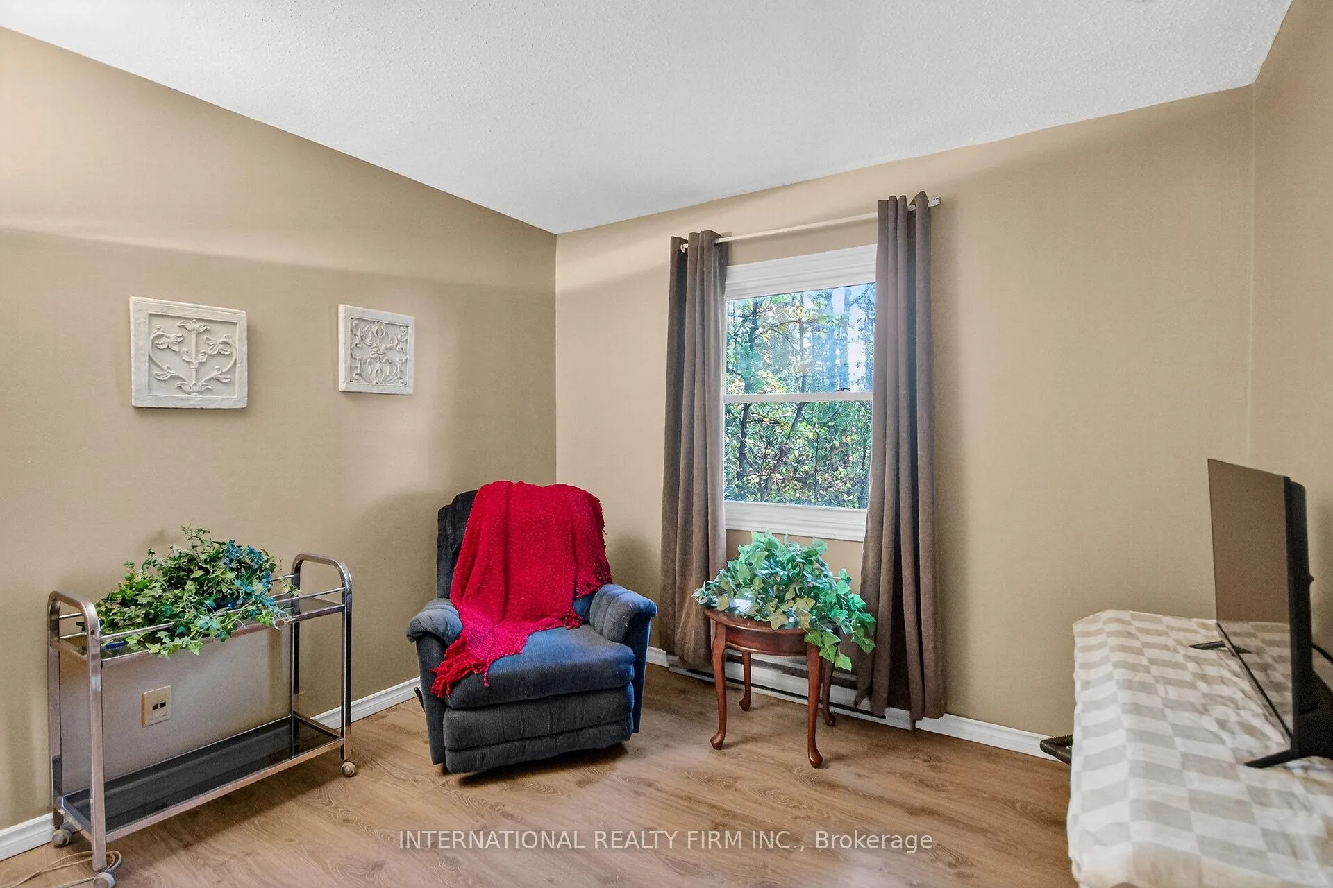 Photo 18 of 96 Constance Lake Road, Ottawa, Kanata - Kanata (North East) — HOMEH