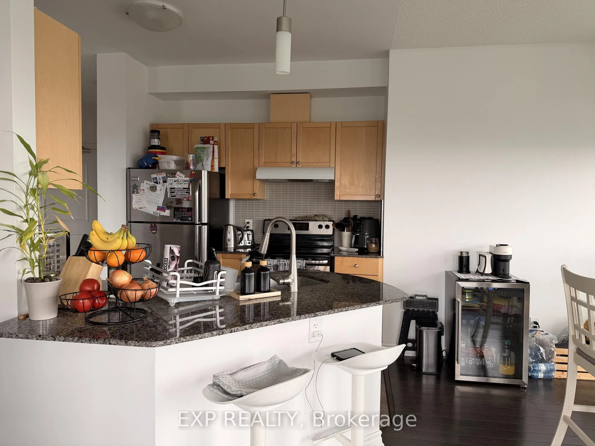 Photo 9 of Unit 1002, 7730 Kipling Avenue, Vaughan, West Woodbridge — HOMEH