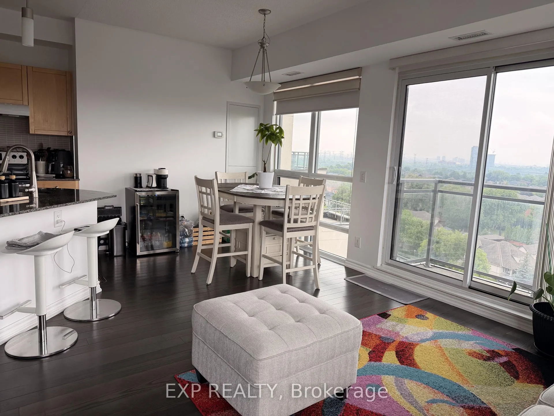 Photo 12 of Unit 1002, 7730 Kipling Avenue, Vaughan, West Woodbridge — HOMEH