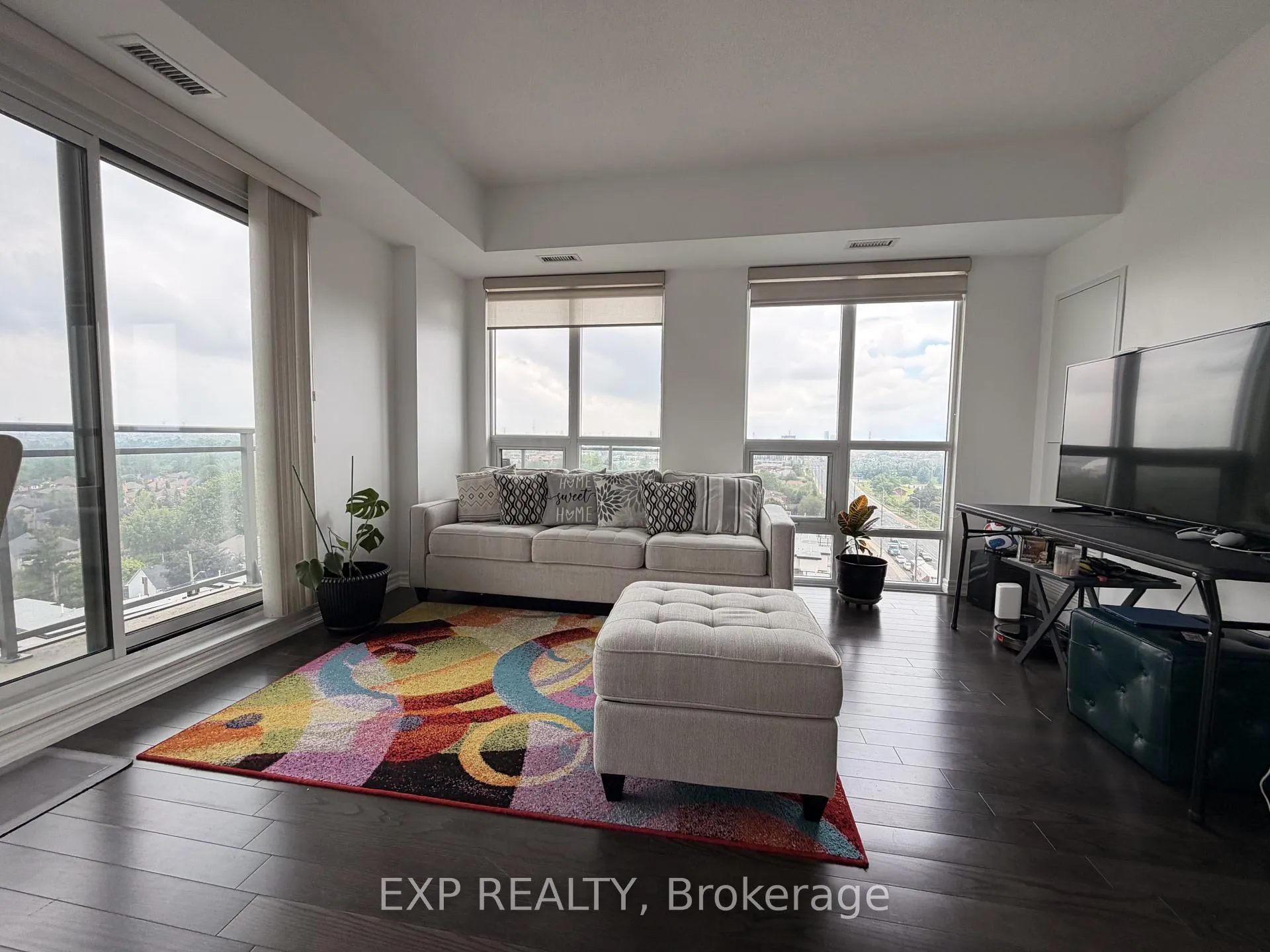 Photo 25 of Unit 1002, 7730 Kipling Avenue, Vaughan, West Woodbridge — HOMEH