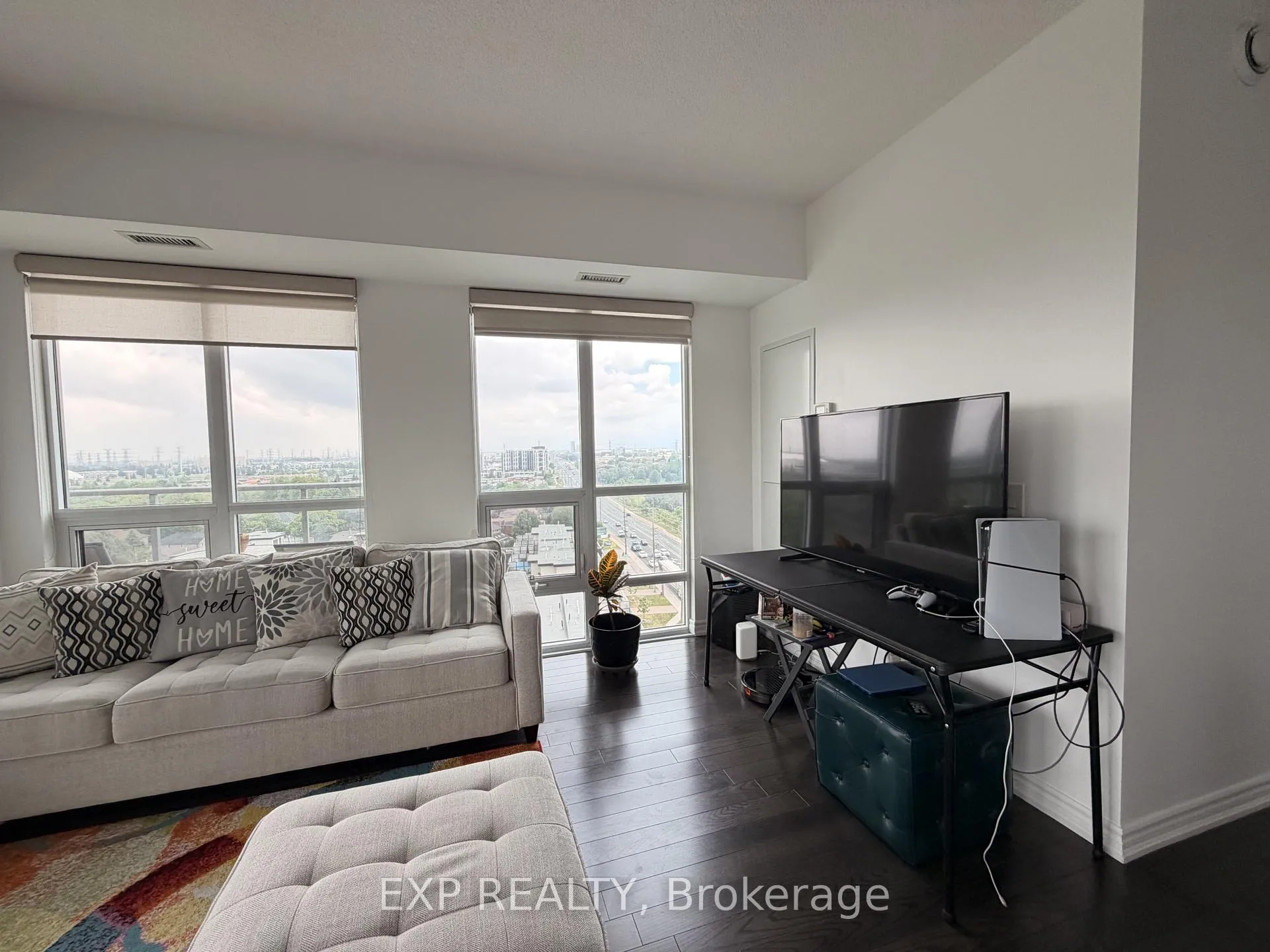 Photo 26 of Unit 1002, 7730 Kipling Avenue, Vaughan, West Woodbridge — HOMEH
