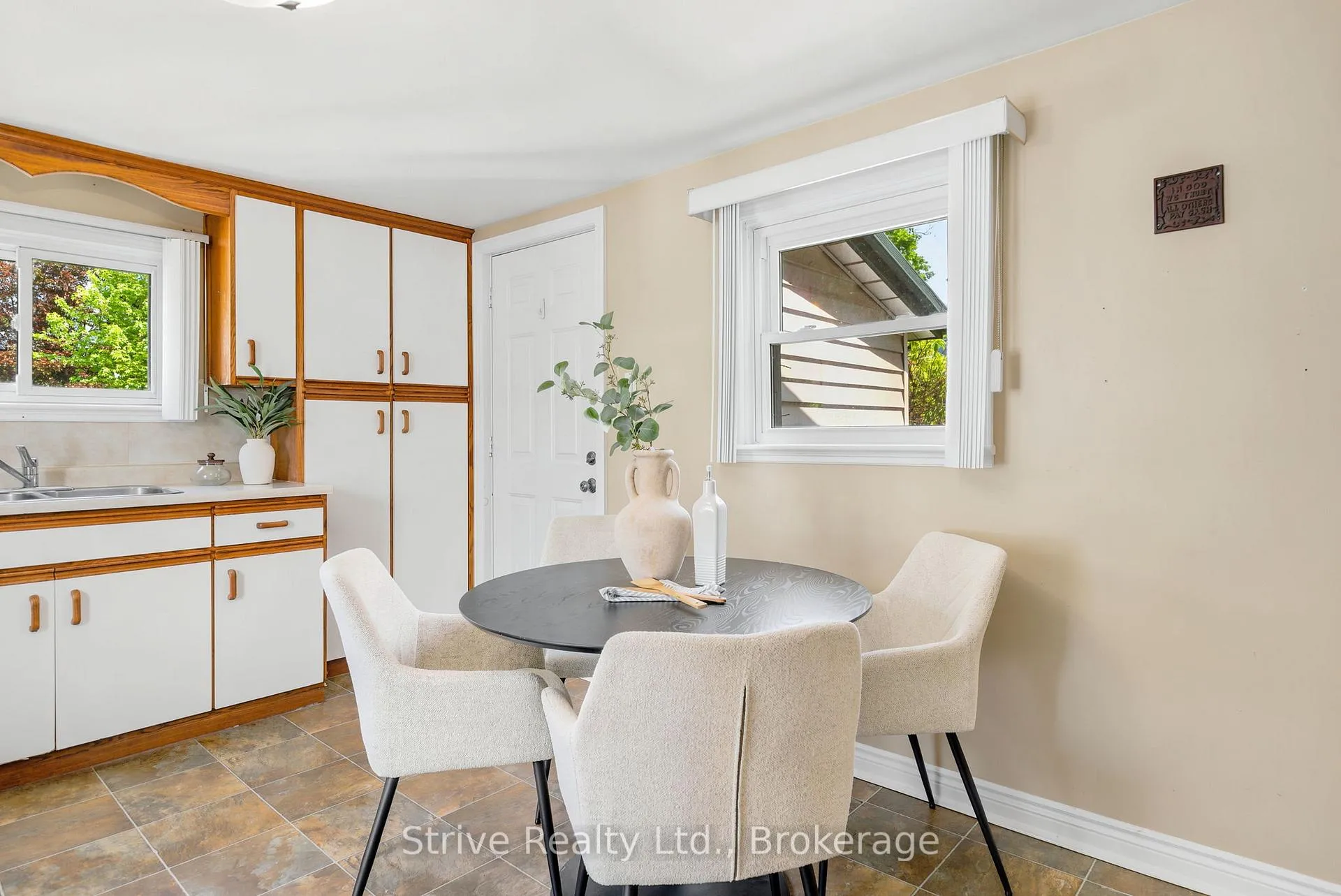 Photo 13 of 158 Stuart Street, Cobourg — HOMEH