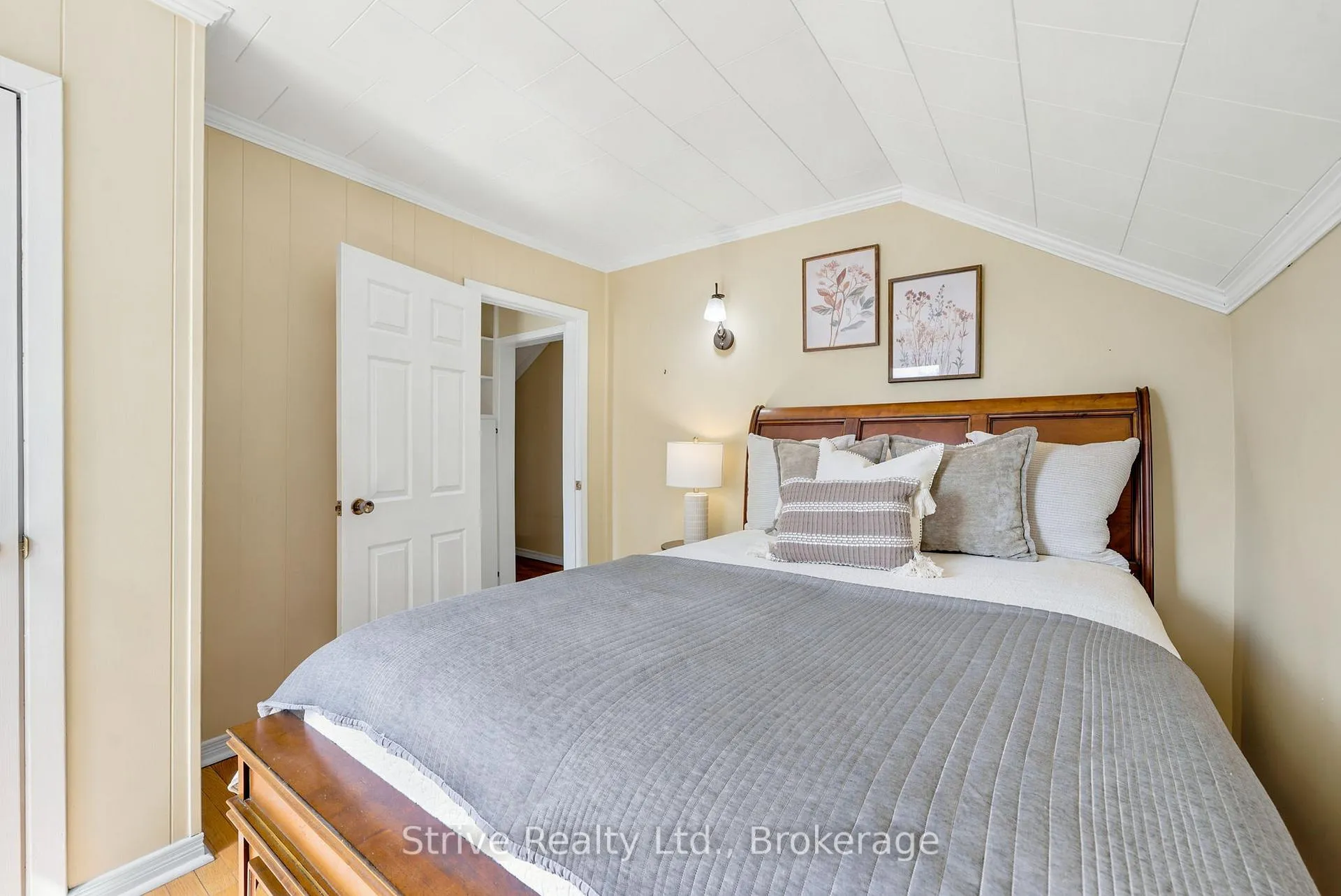 Photo 17 of 158 Stuart Street, Cobourg — HOMEH