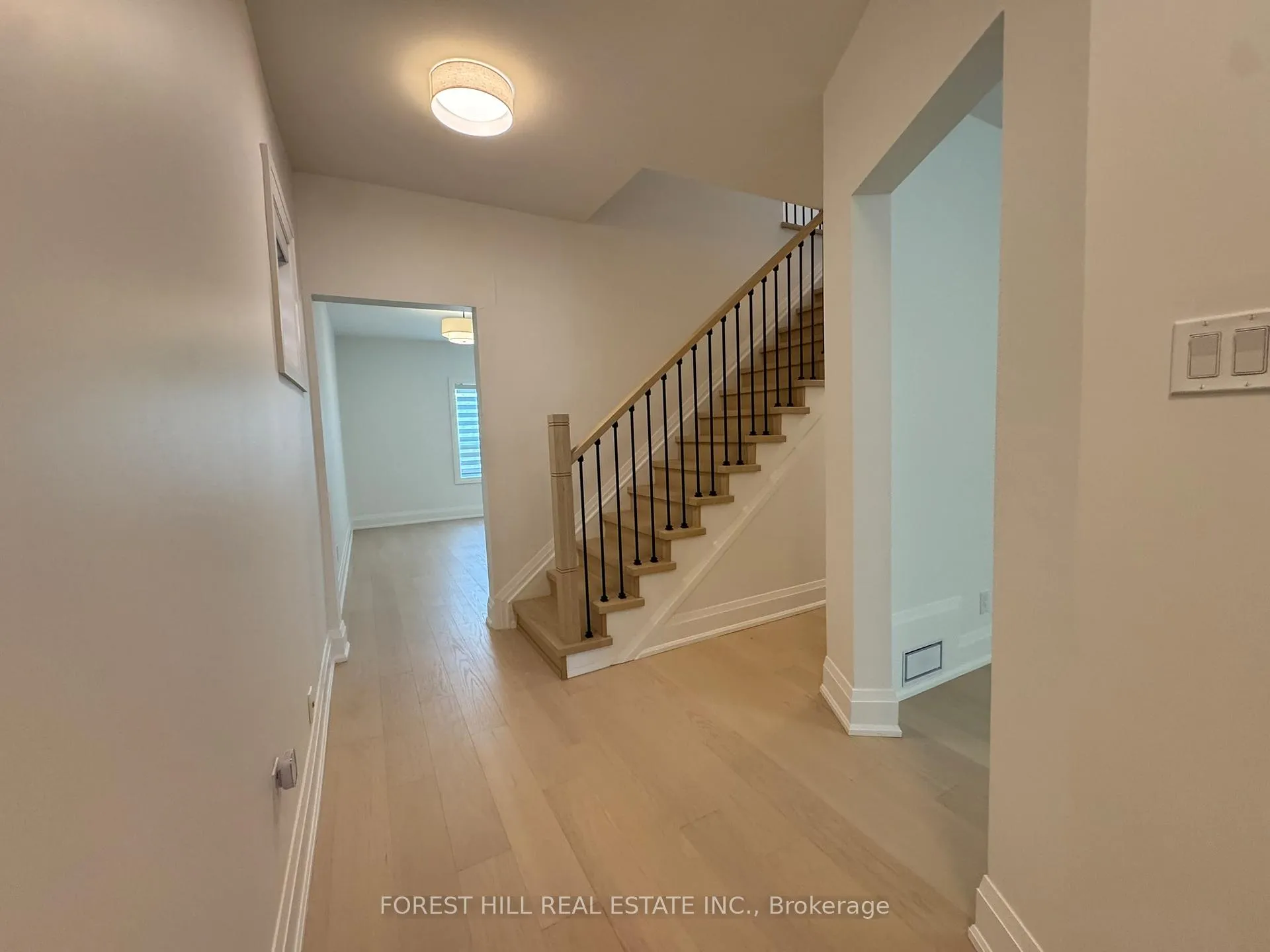 Photo 5 of 241 Delaware Avenue, Toronto, Dovercourt-Wallace Emerson-Junction — HOMEH
