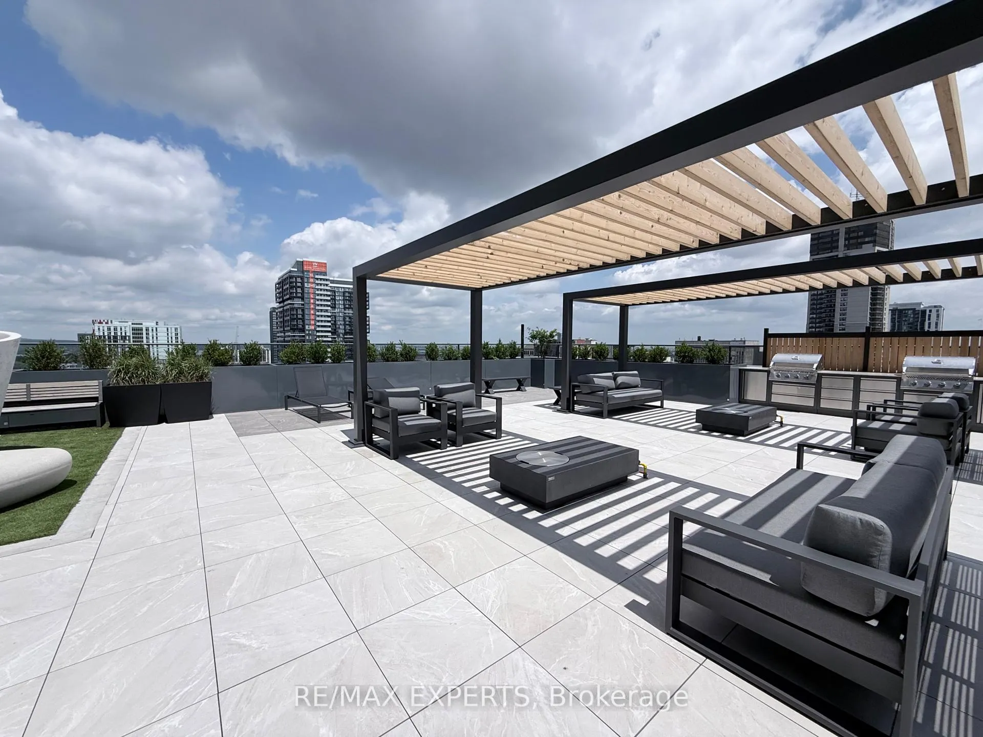 Photo 25 of Unit 623, 75 James Street S, Hamilton, Corktown — HOMEH