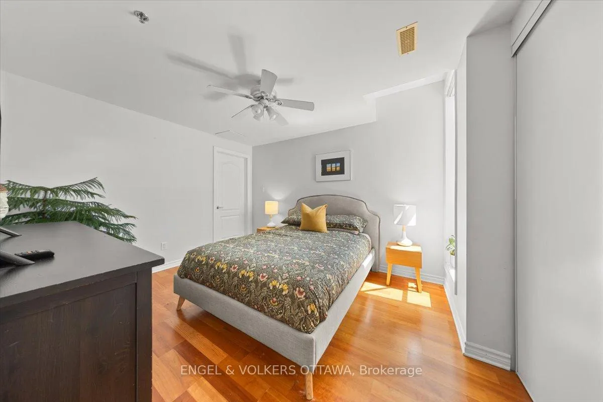 Photo 3 of Unit 205, 6 Grove Avenue, Ottawa, Old Ottawa South — HOMEH