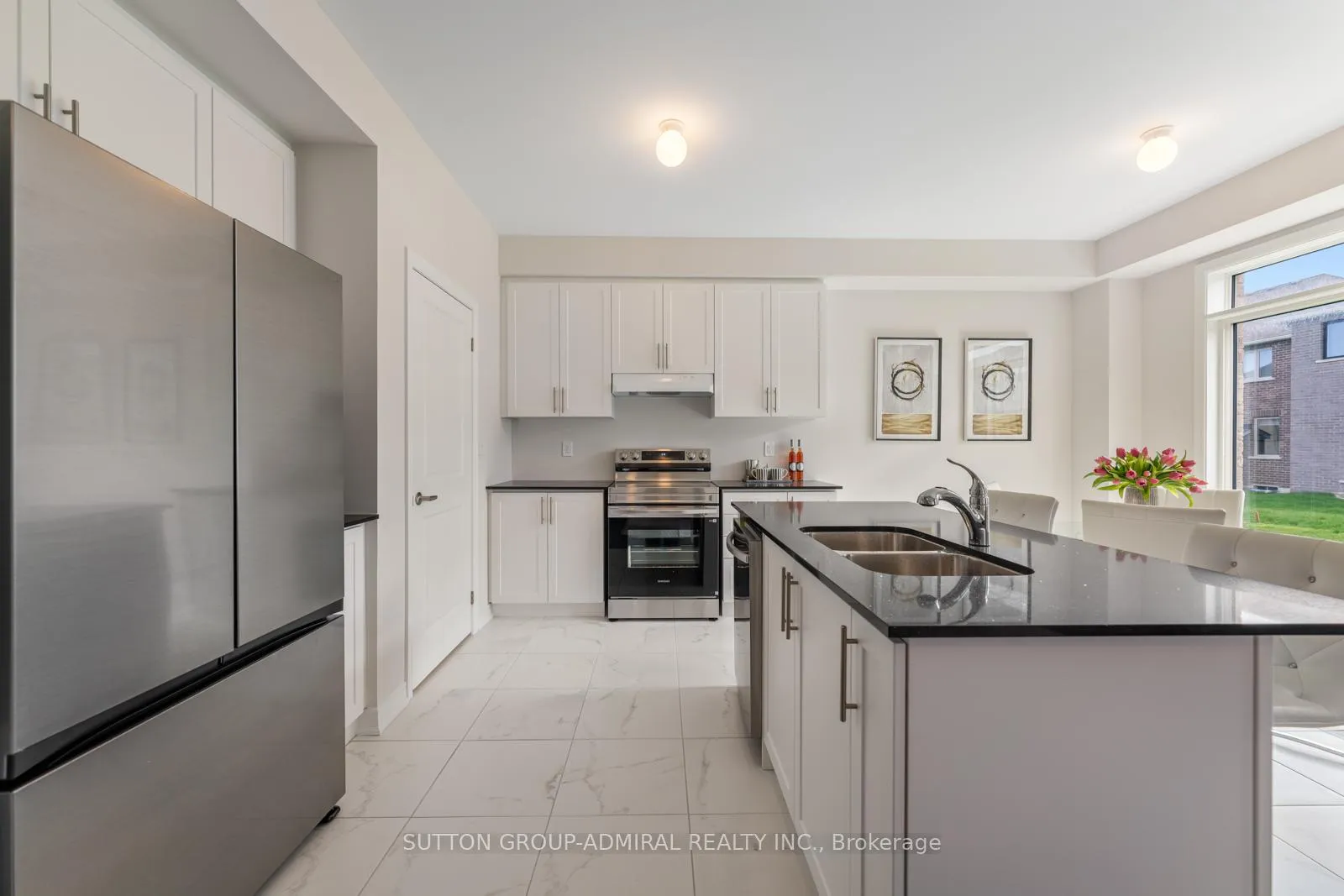 Photo 11 of 1285 Davis Loop, Innisfil, Lefroy — HOMEH