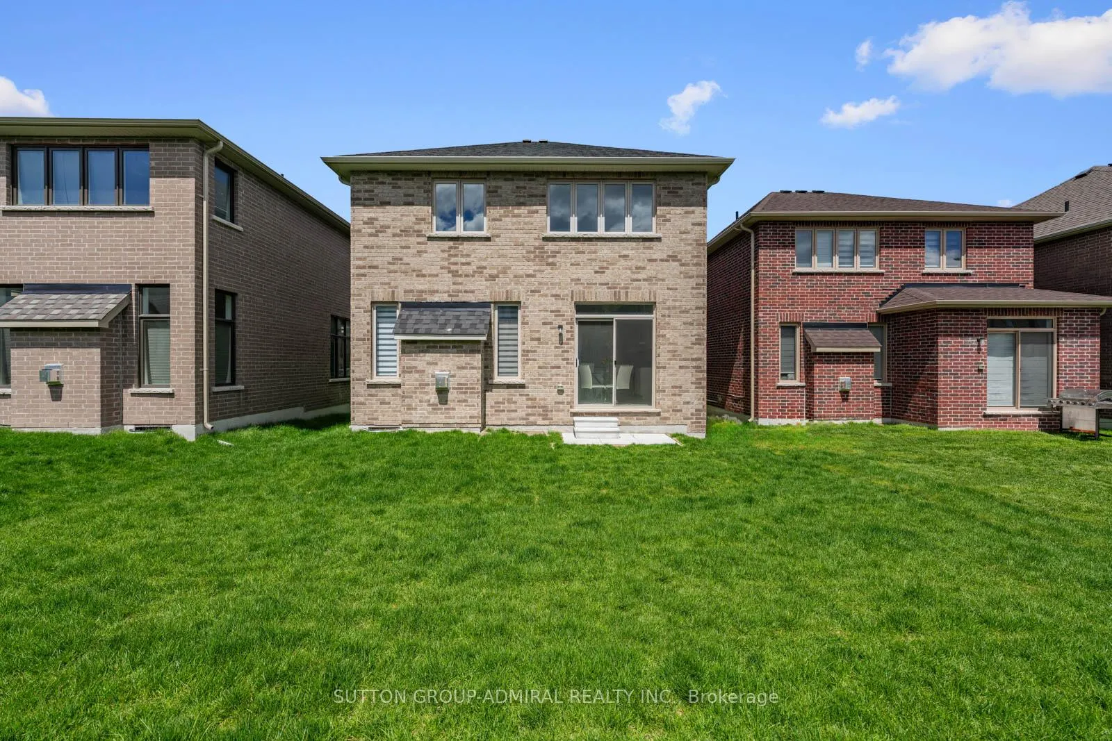 Photo 25 of 1285 Davis Loop, Innisfil, Lefroy — HOMEH