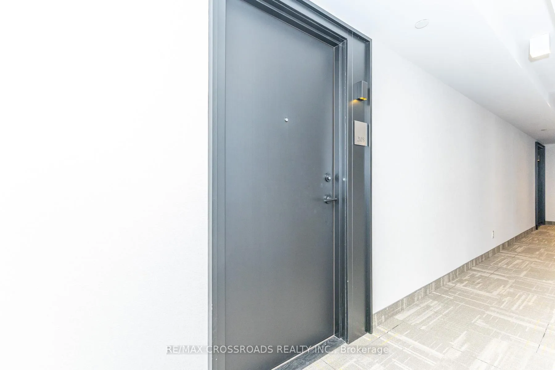 Photo 7 of Unit 2103, 125 Redpath Avenue, Toronto, Mount Pleasant West — HOMEH