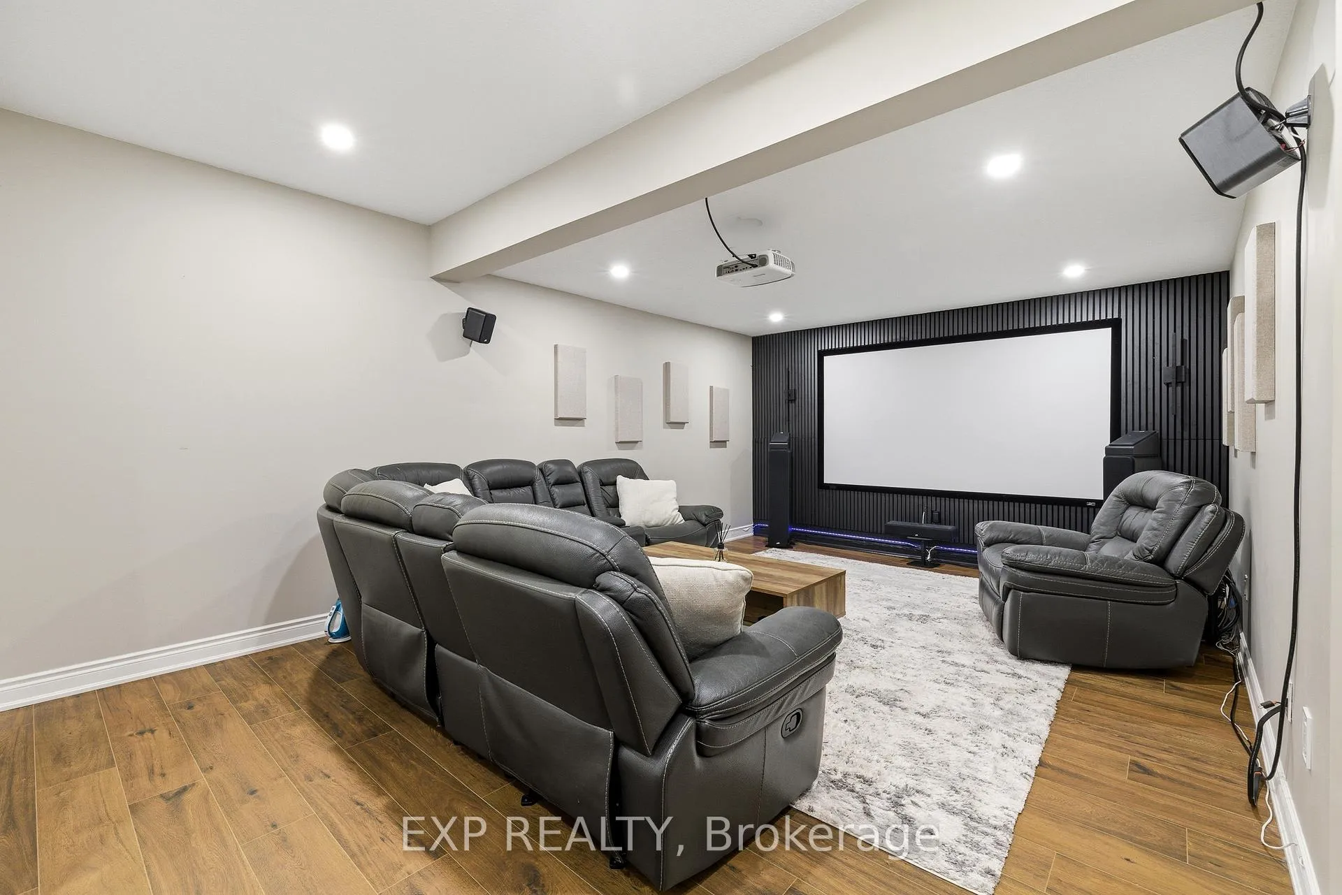 Photo 33 of 54 Paige Street, Kitchener, Bridgeport — HOMEH