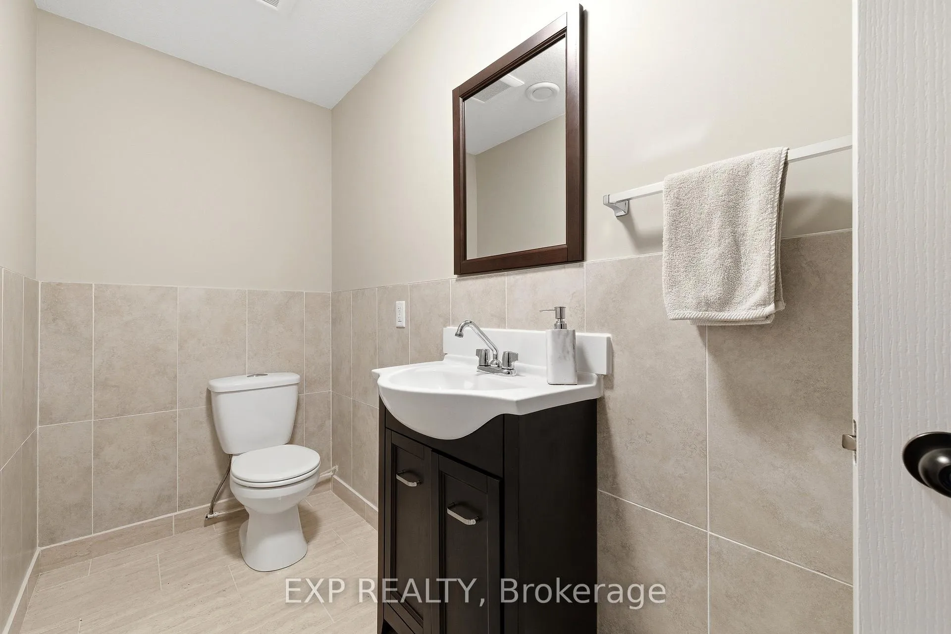 Photo 34 of 54 Paige Street, Kitchener, Bridgeport — HOMEH