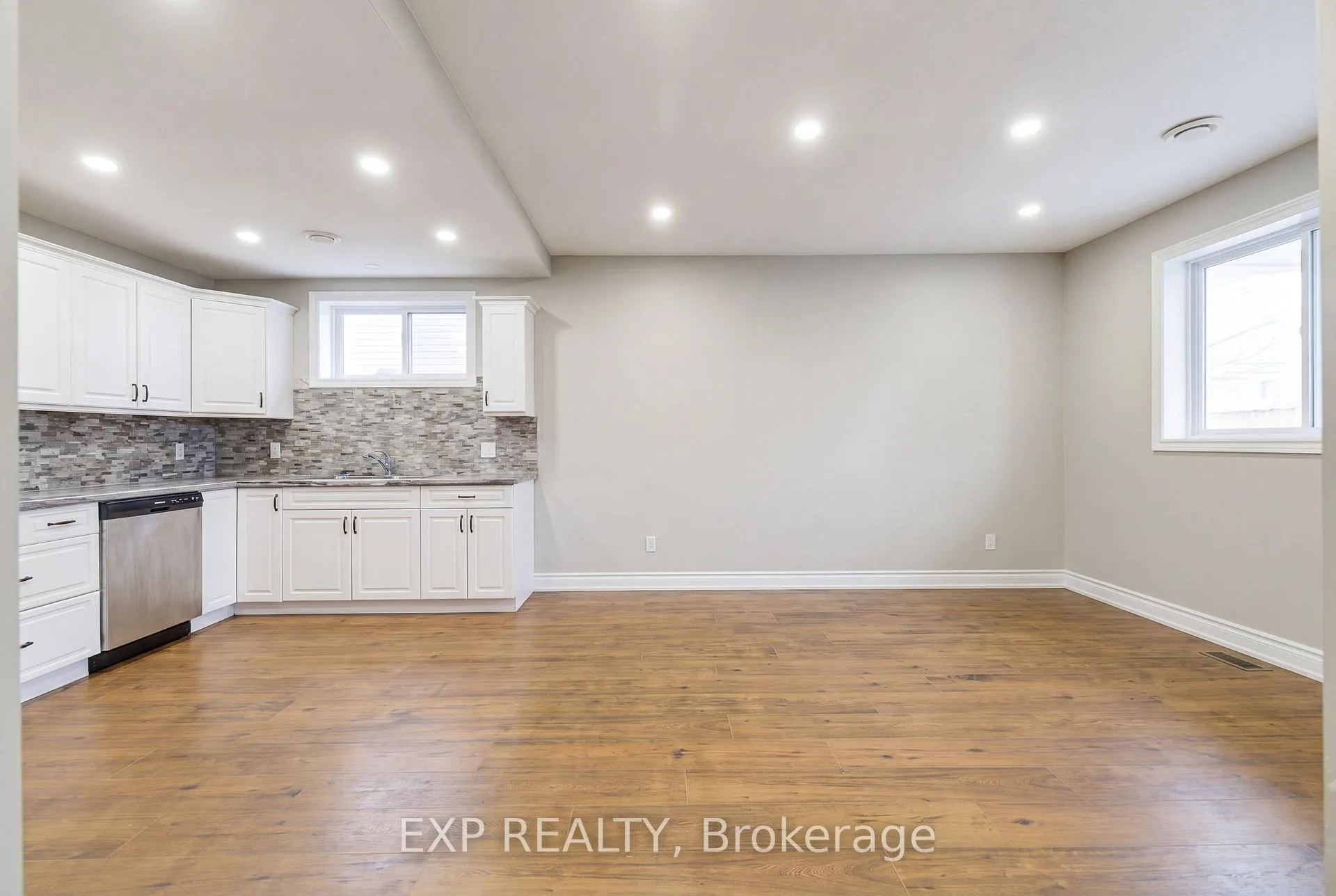 Photo 45 of 54 Paige Street, Kitchener, Bridgeport — HOMEH