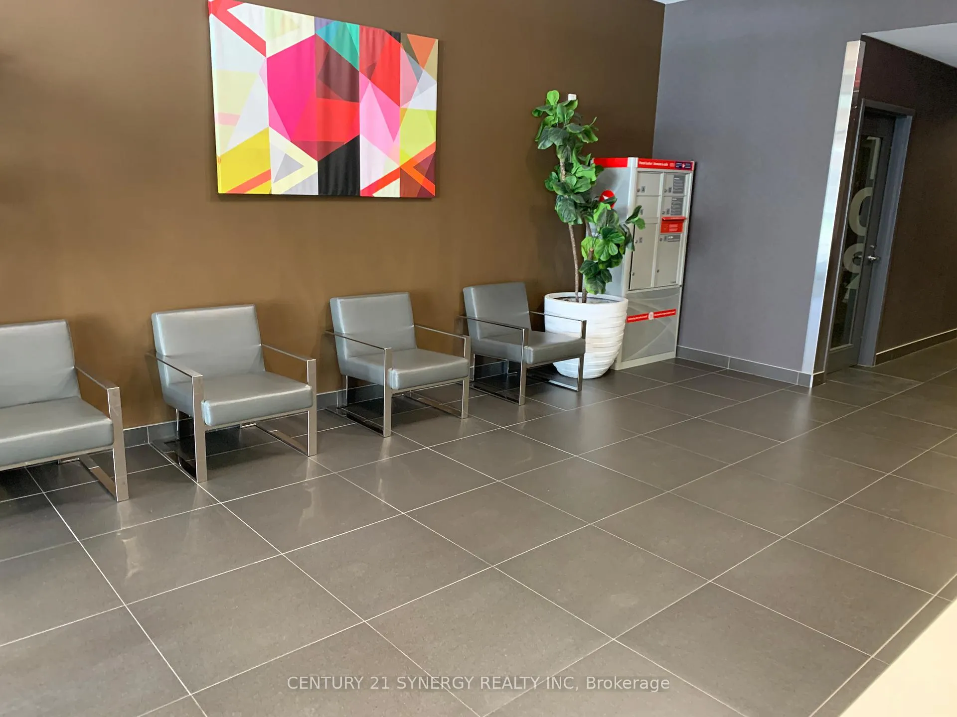 Photo 2 of Unit 348, 340 Mcleod Street, Ottawa, Ottawa Centre — HOMEH
