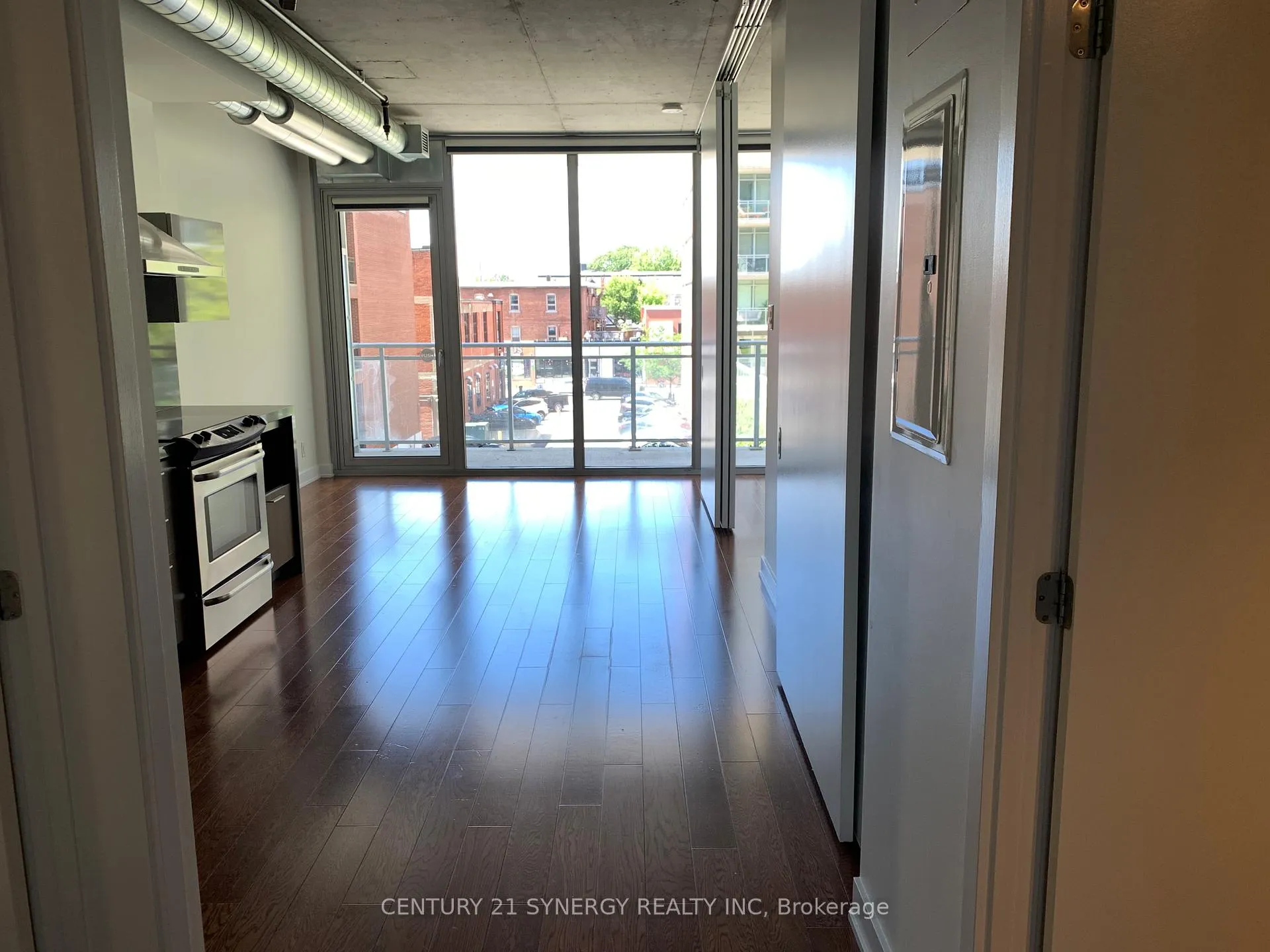 Photo 3 of Unit 348, 340 Mcleod Street, Ottawa, Ottawa Centre — HOMEH