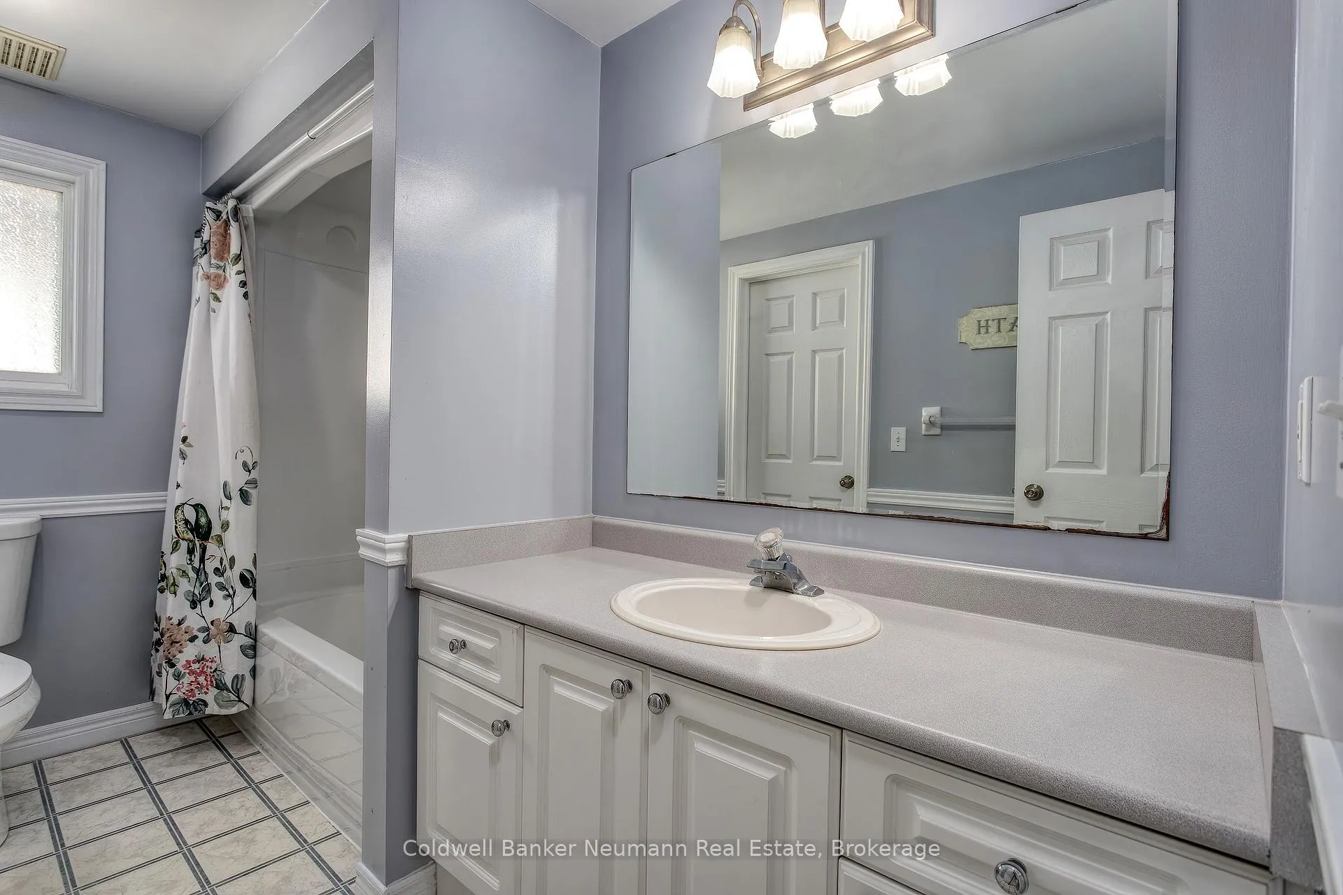 Photo 24 of 10 Mcgarr Drive, Guelph, Pineridge/Westminster Woods — HOMEH