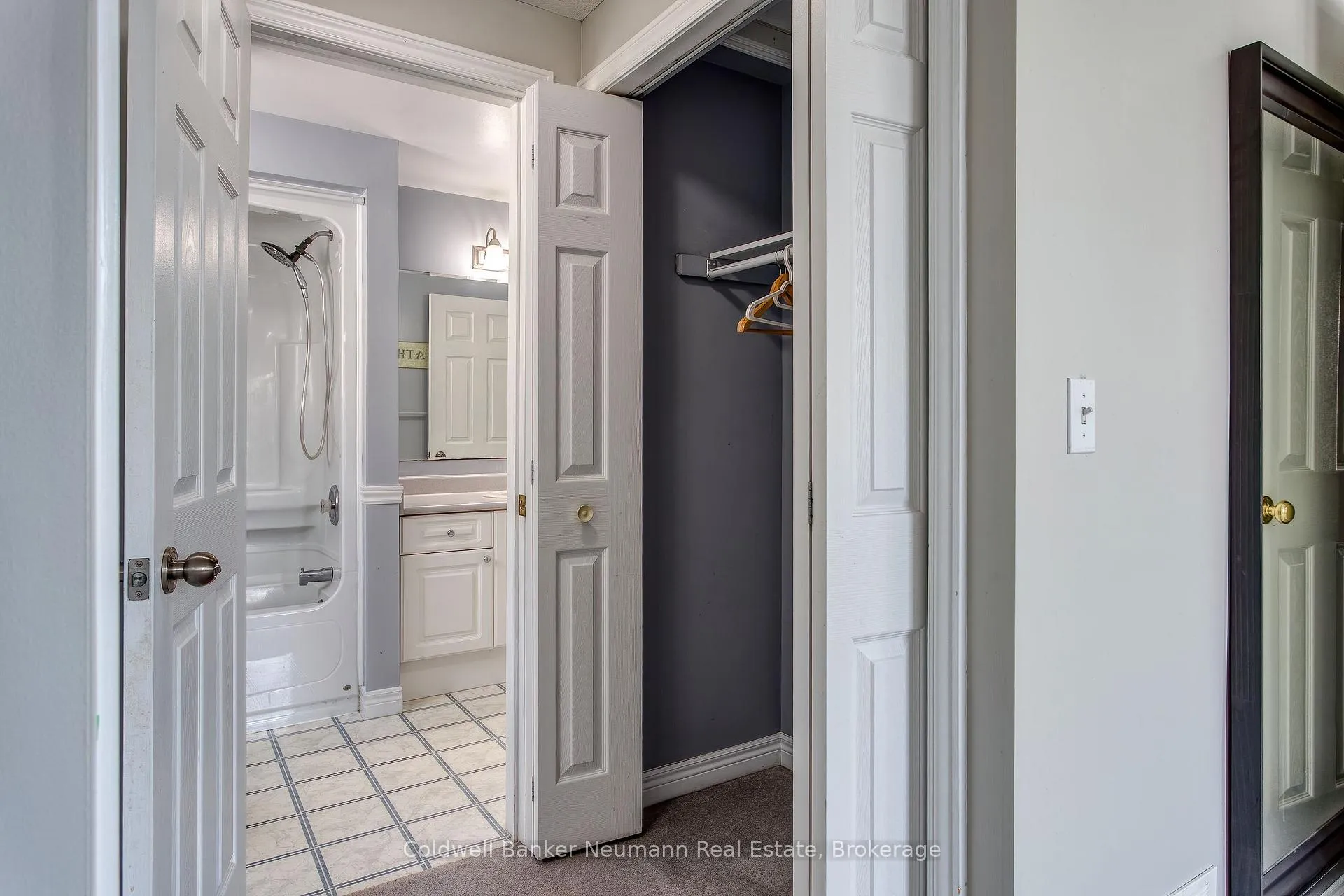 Photo 26 of 10 Mcgarr Drive, Guelph, Pineridge/Westminster Woods — HOMEH