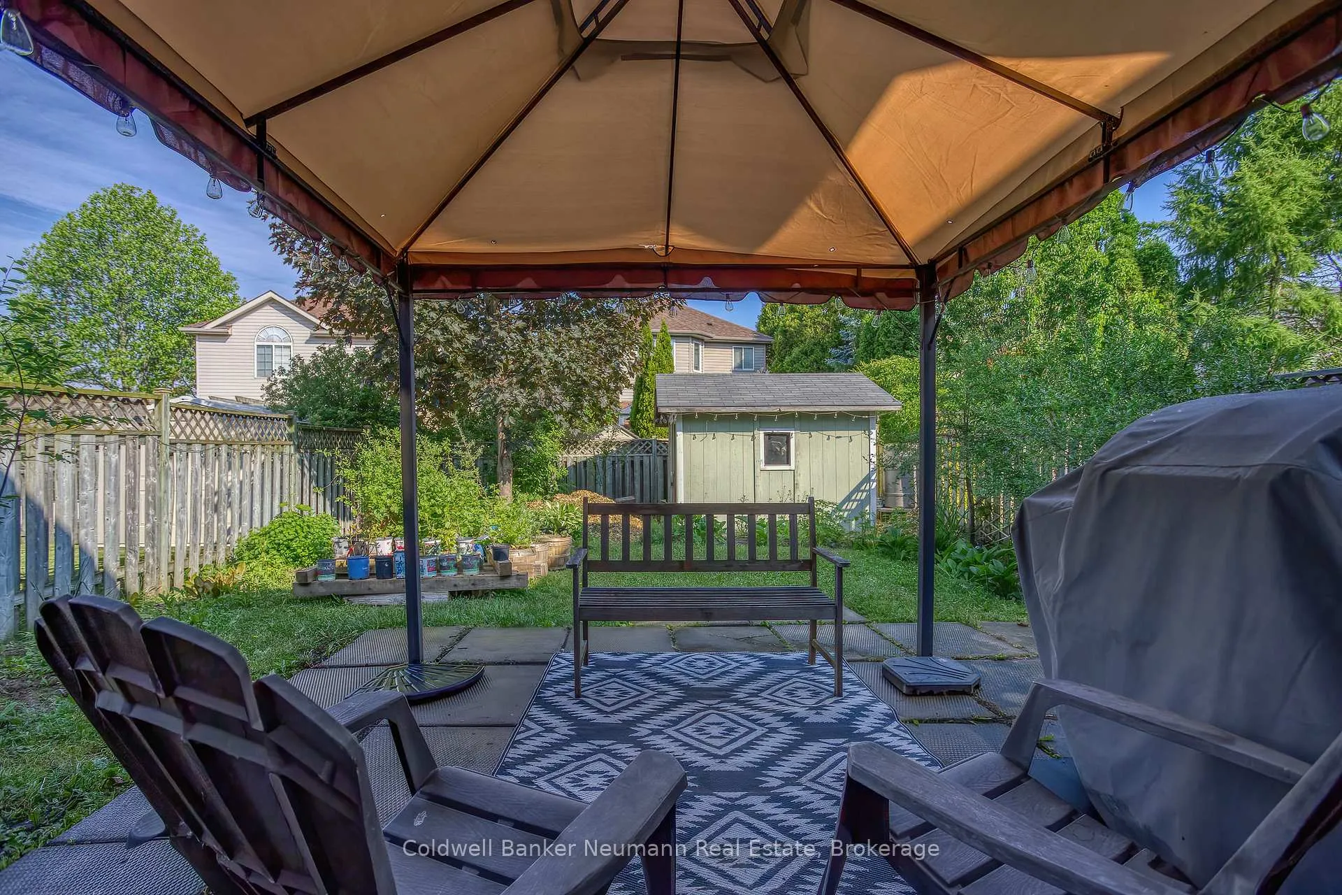 Photo 35 of 10 Mcgarr Drive, Guelph, Pineridge/Westminster Woods — HOMEH
