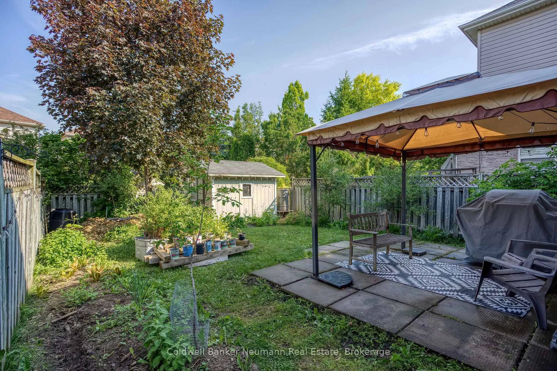 Photo 40 of 10 Mcgarr Drive, Guelph, Pineridge/Westminster Woods — HOMEH