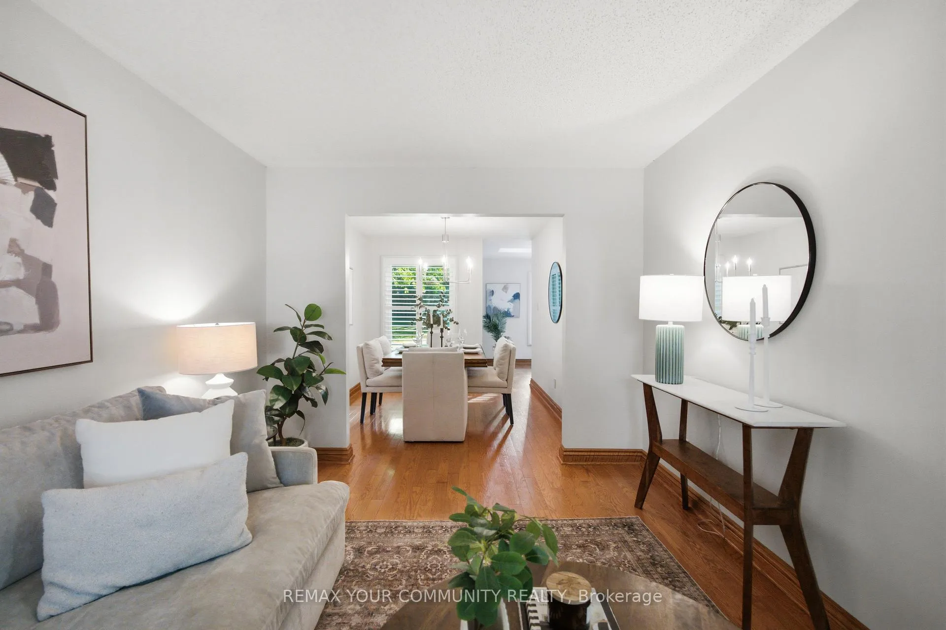 Photo 7 of 1027 Benton Crescent, Pickering, Liverpool — HOMEH