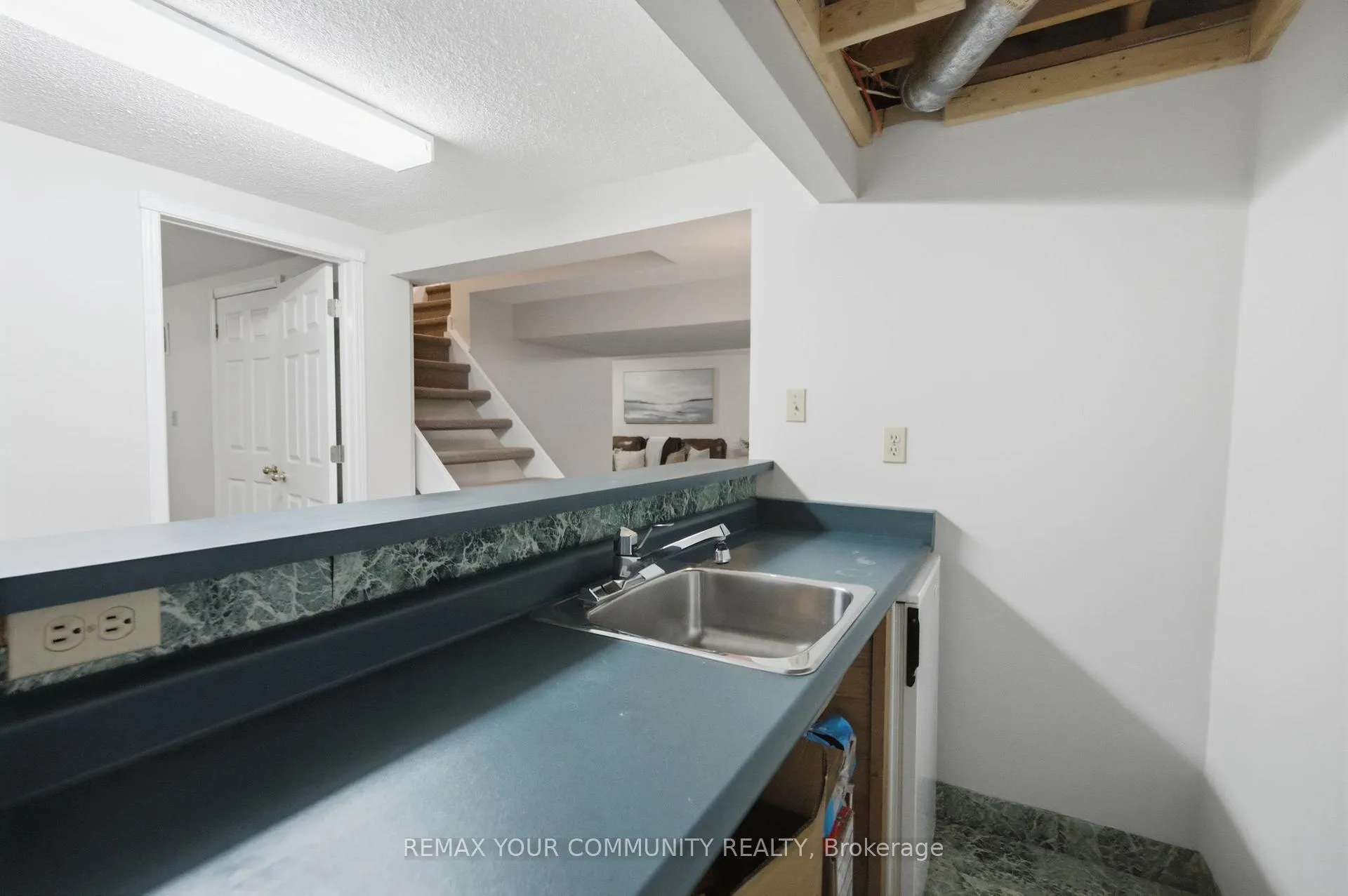 Photo 34 of 1027 Benton Crescent, Pickering, Liverpool — HOMEH