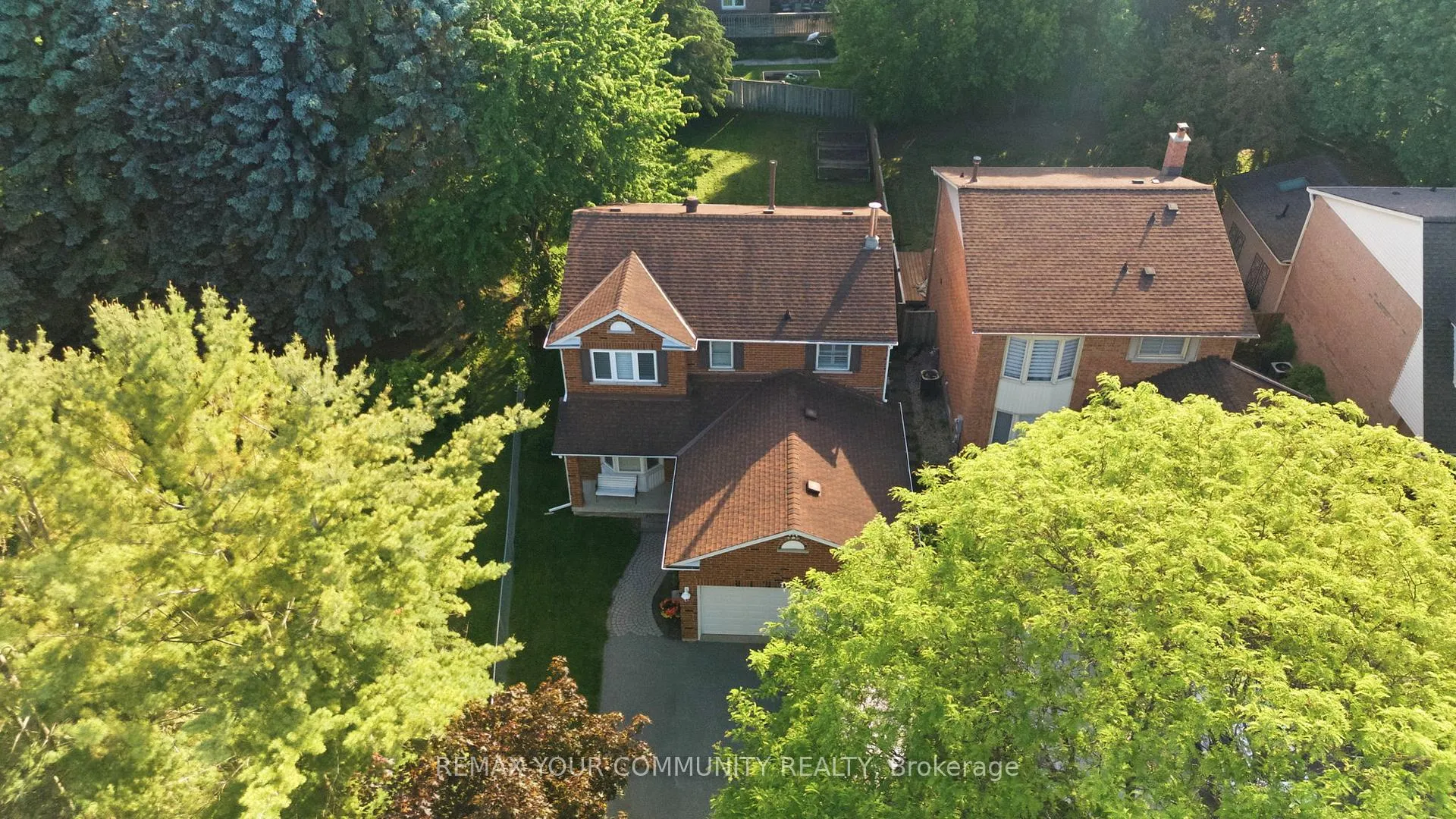 Photo 38 of 1027 Benton Crescent, Pickering, Liverpool — HOMEH