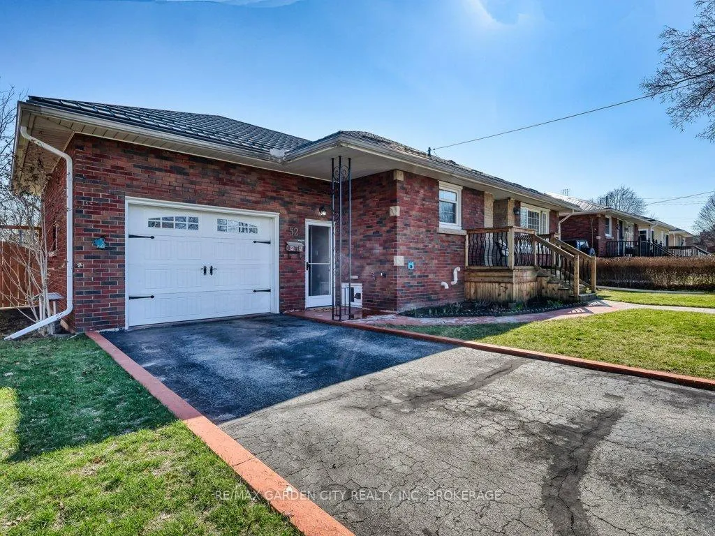 Photo 2 of 52 Carter Street, Port Colborne, Sugarloaf — HOMEH
