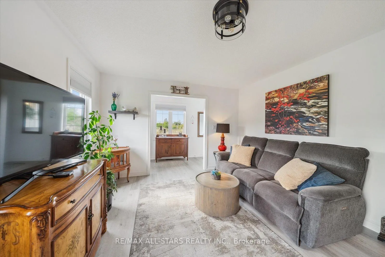 Photo 12 of 31 Reynolds Drive, Ramara, Atherley — HOMEH