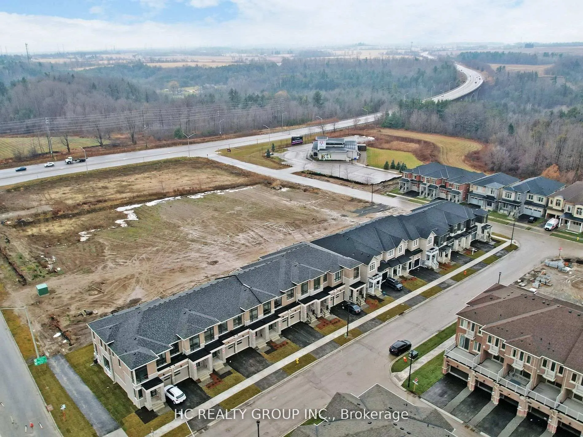 Photo 2 of 827 Smoothwater Lane, Pickering, Rural Pickering — HOMEH