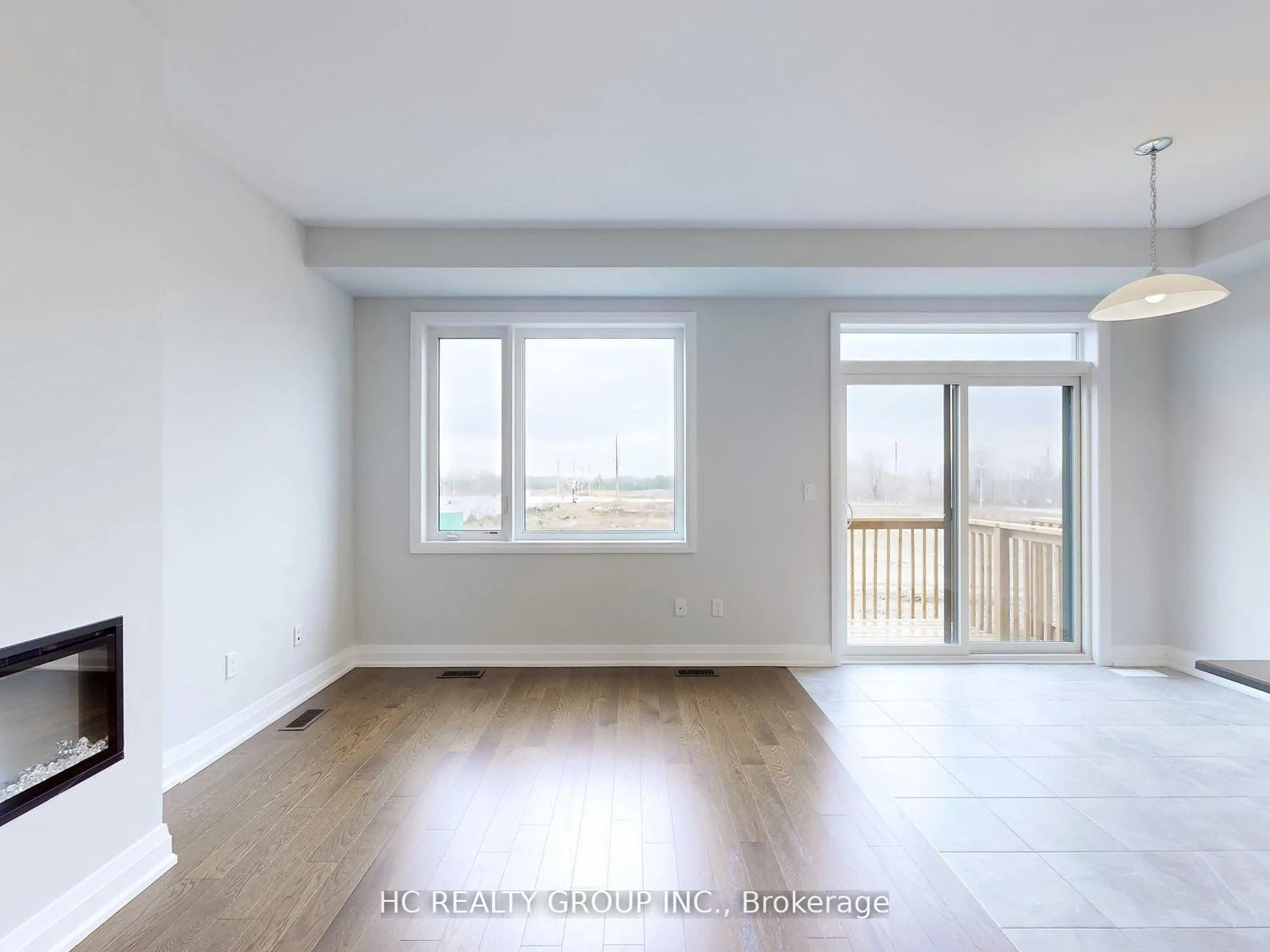 Photo 7 of 827 Smoothwater Lane, Pickering, Rural Pickering — HOMEH