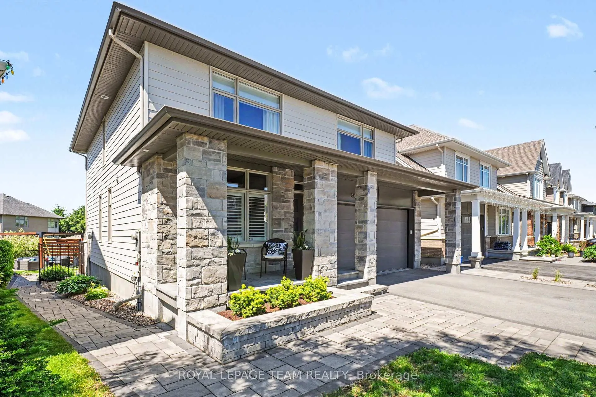 Photo 3 of 330 Devonian Way, Ottawa, Kanata - Kanata Lakes/Heritage Hills — HOMEH